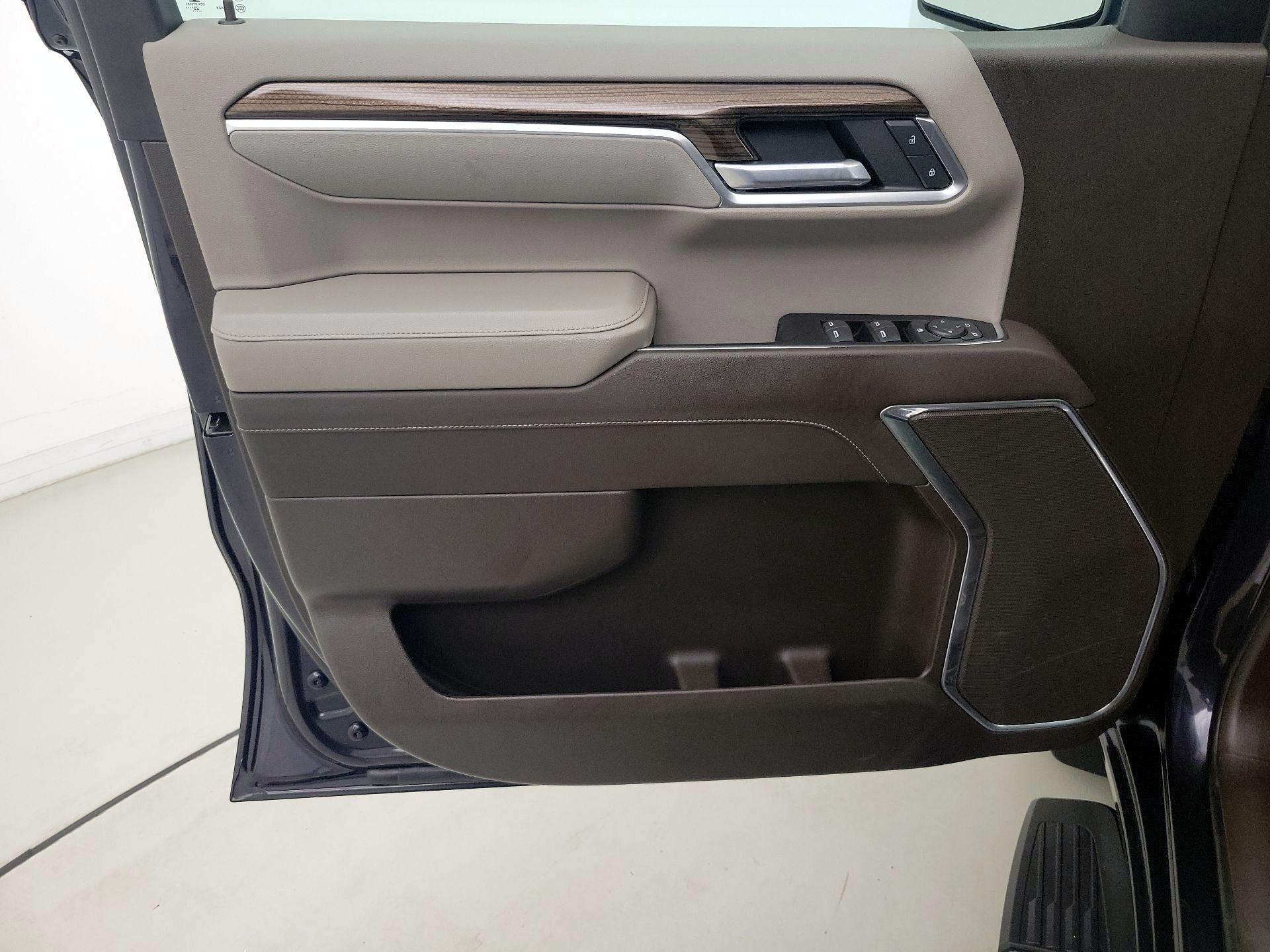 Thumbnail: 2022 Chevrolet Silverado 1500 - 12