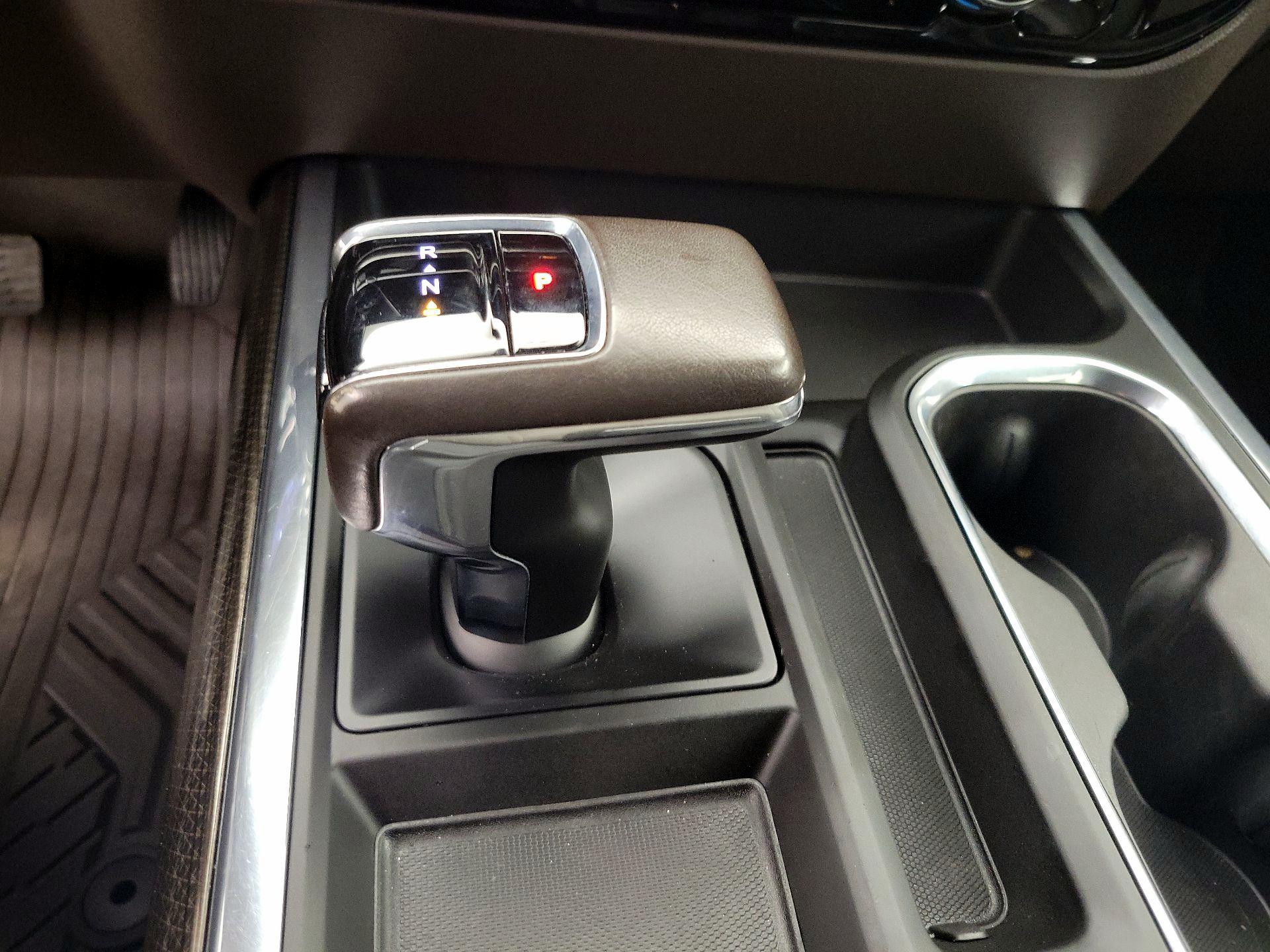 Thumbnail: 2022 Chevrolet Silverado 1500 - 17