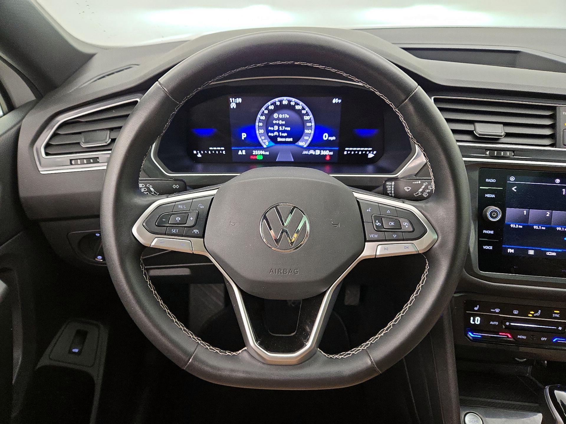 Thumbnail: 2024 Volkswagen Tiguan - 10