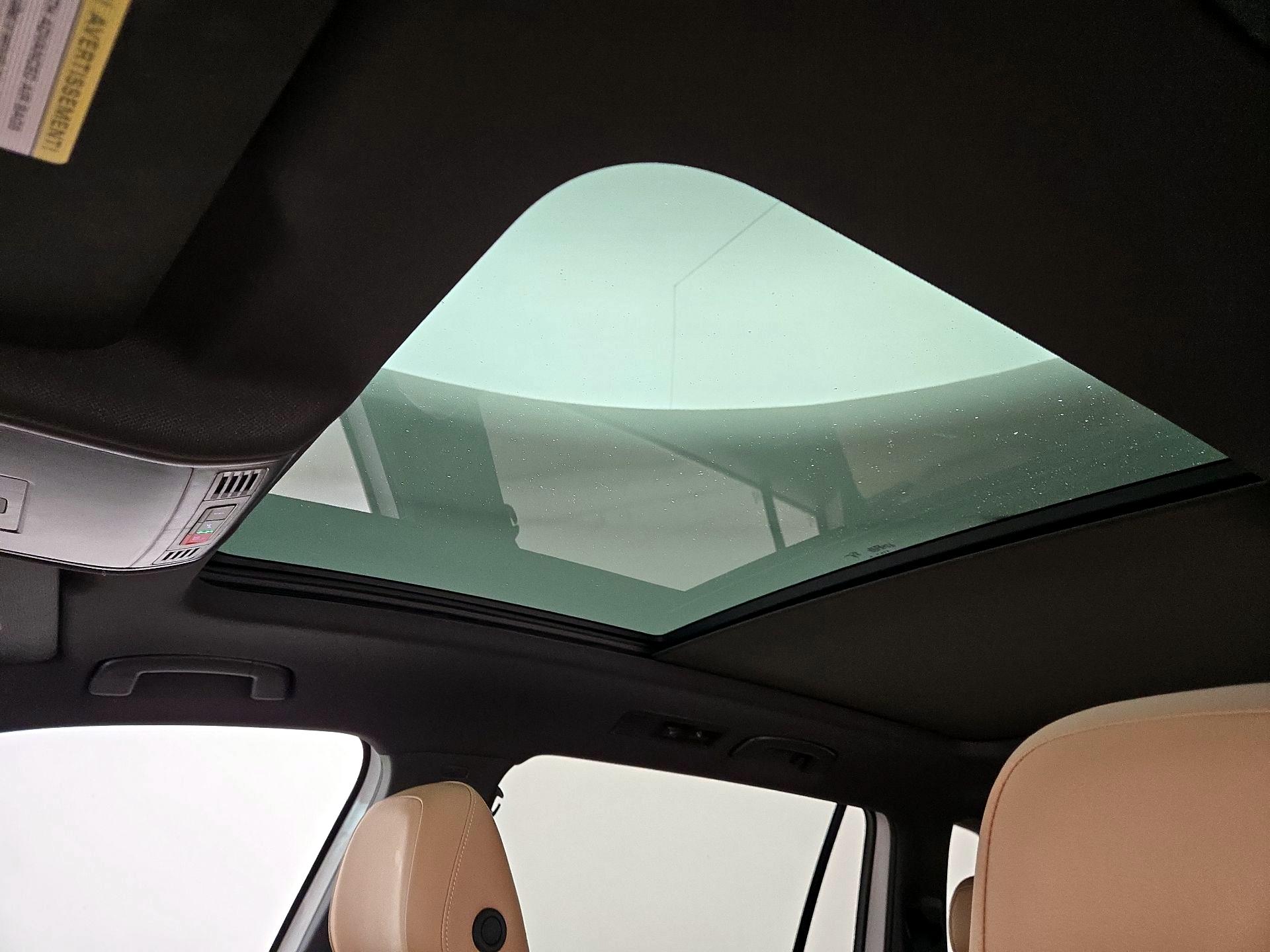 Thumbnail: 2024 Volkswagen Tiguan - 19