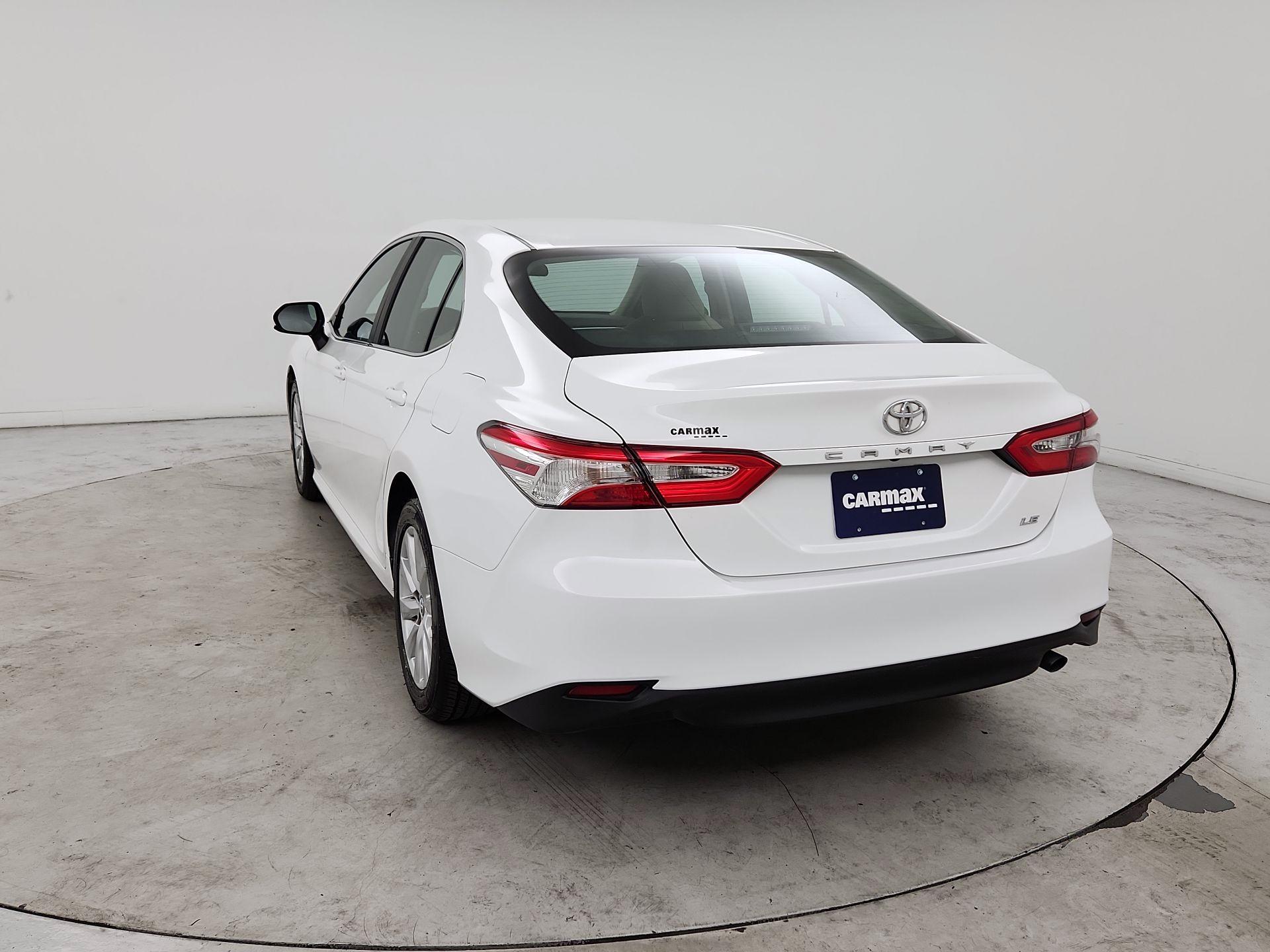 Thumbnail: 2018 Toyota Camry - 7