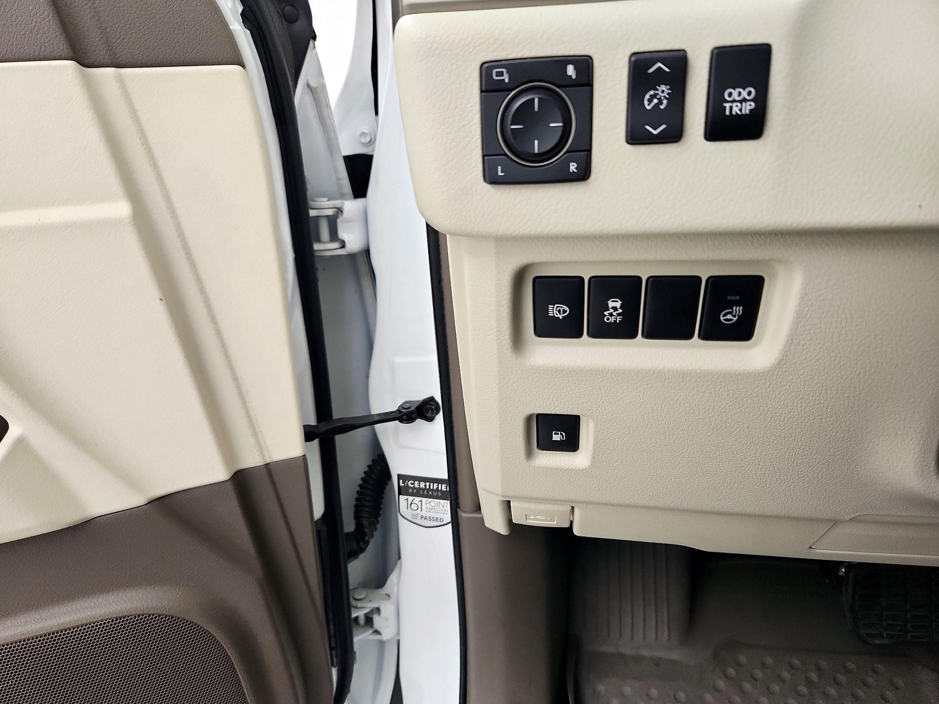 Thumbnail: 2019 Lexus GX - 11