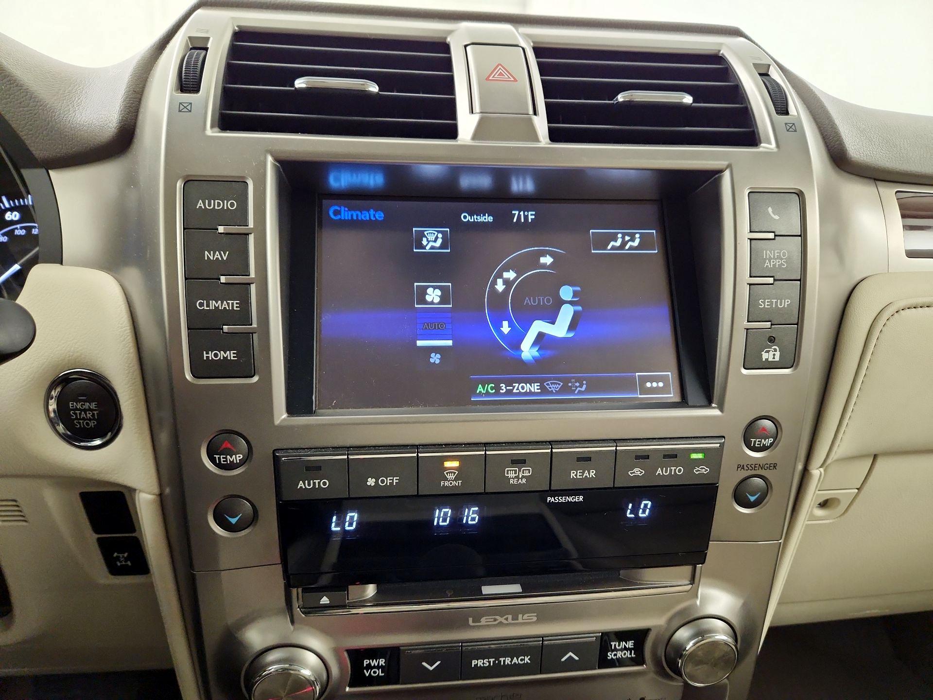 Thumbnail: 2019 Lexus GX - 15