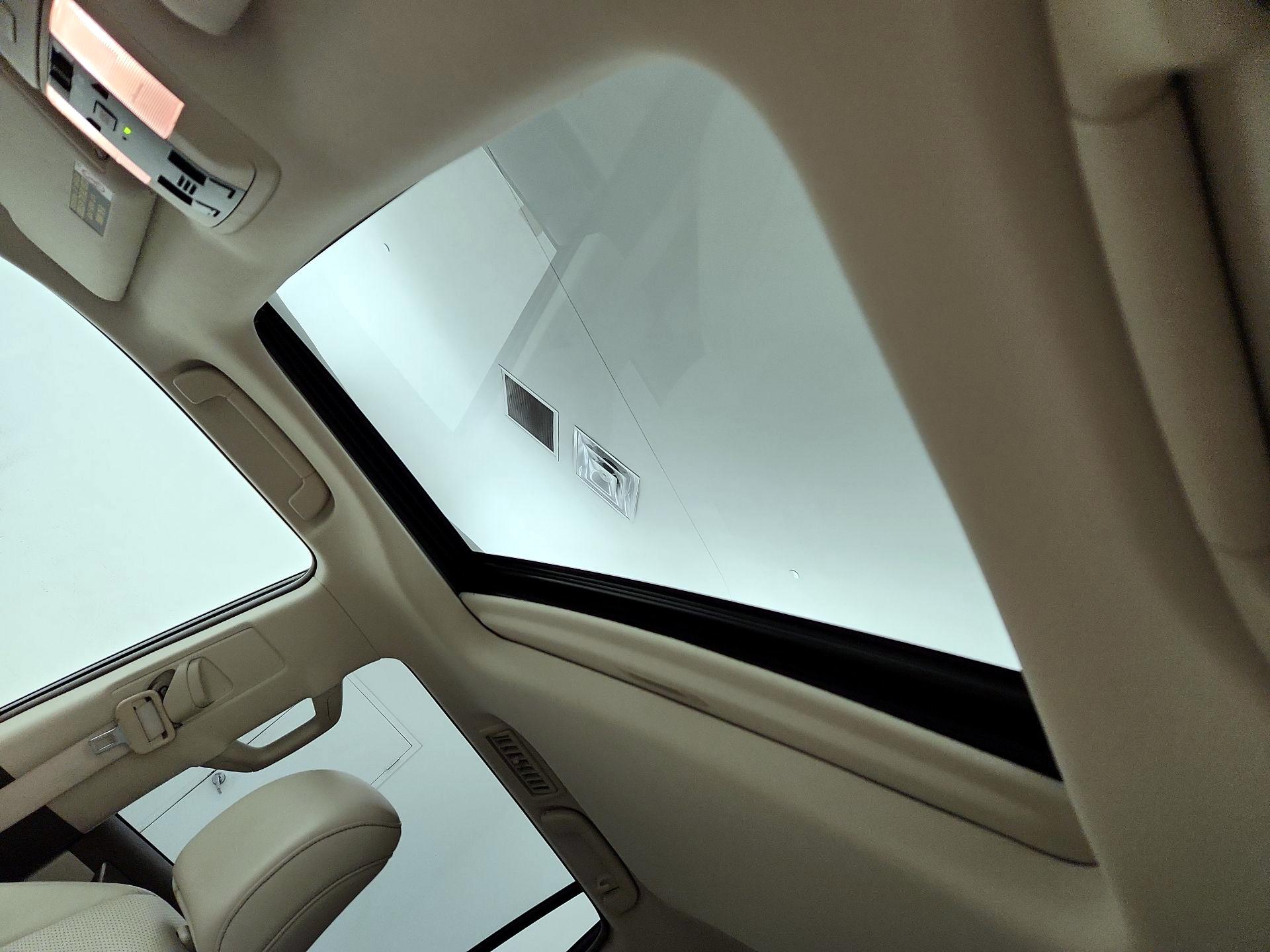 Thumbnail: 2019 Lexus GX - 18