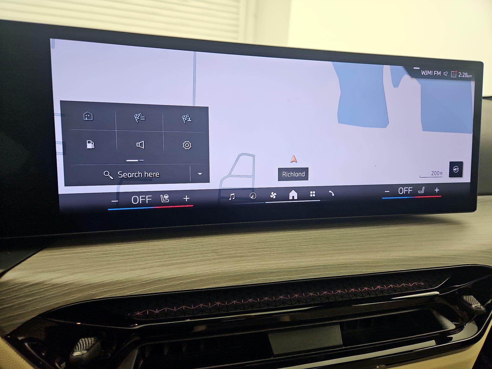 Thumbnail: 2025 BMW 3 Series - 14