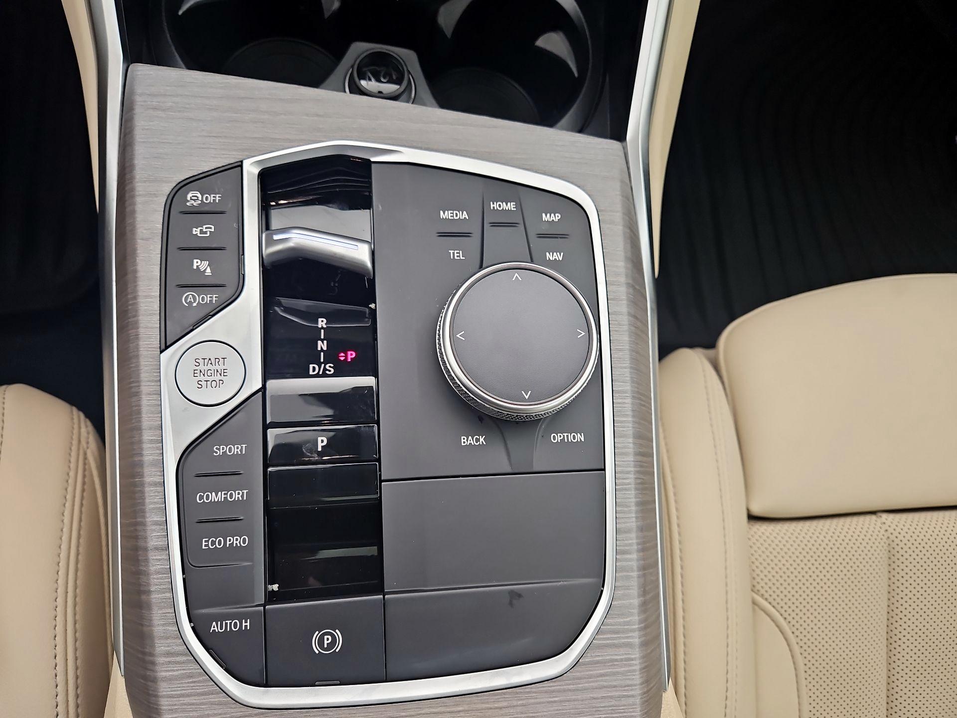 Thumbnail: 2025 BMW 3 Series - 18