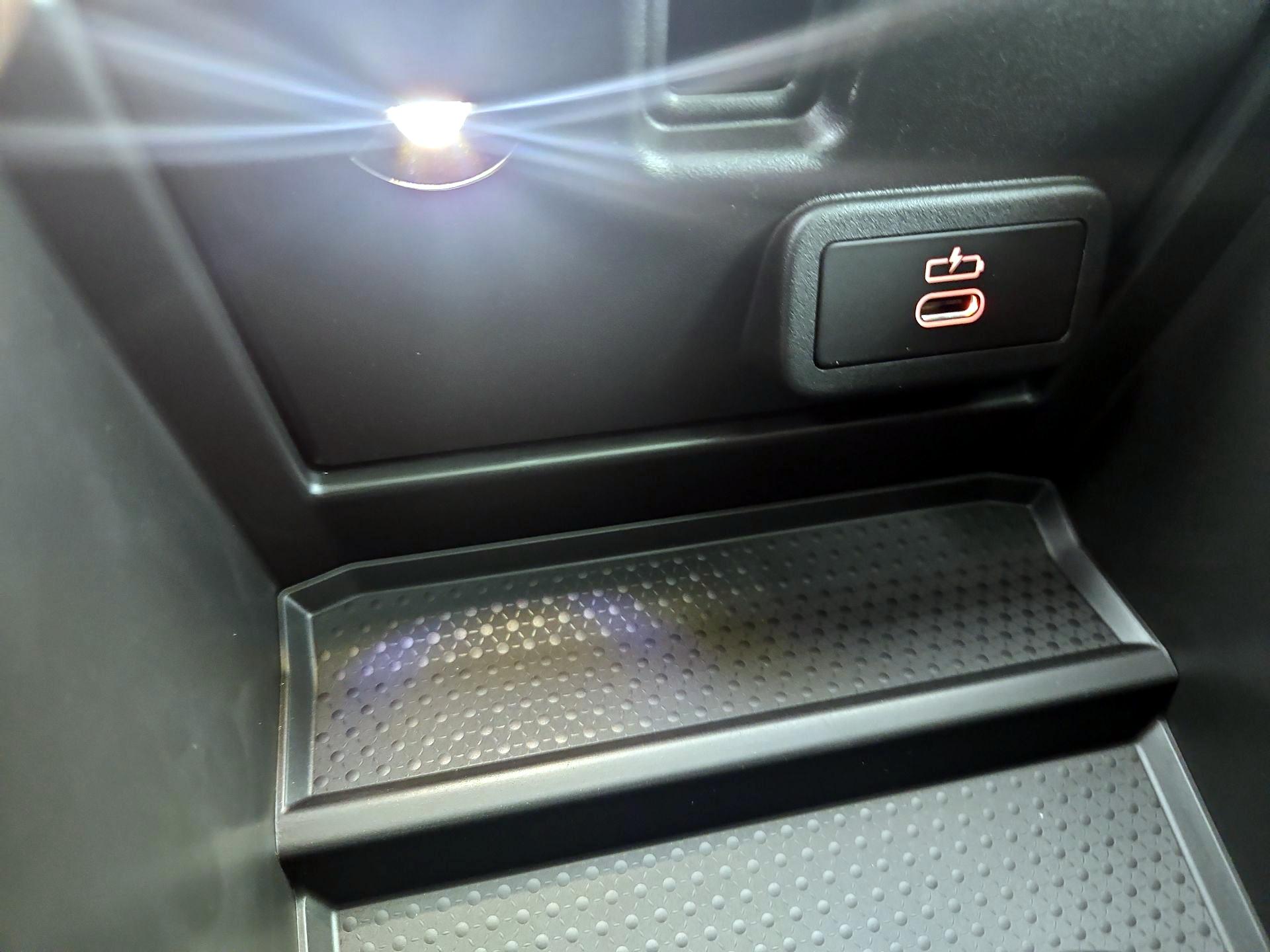 Thumbnail: 2025 BMW 3 Series - 19