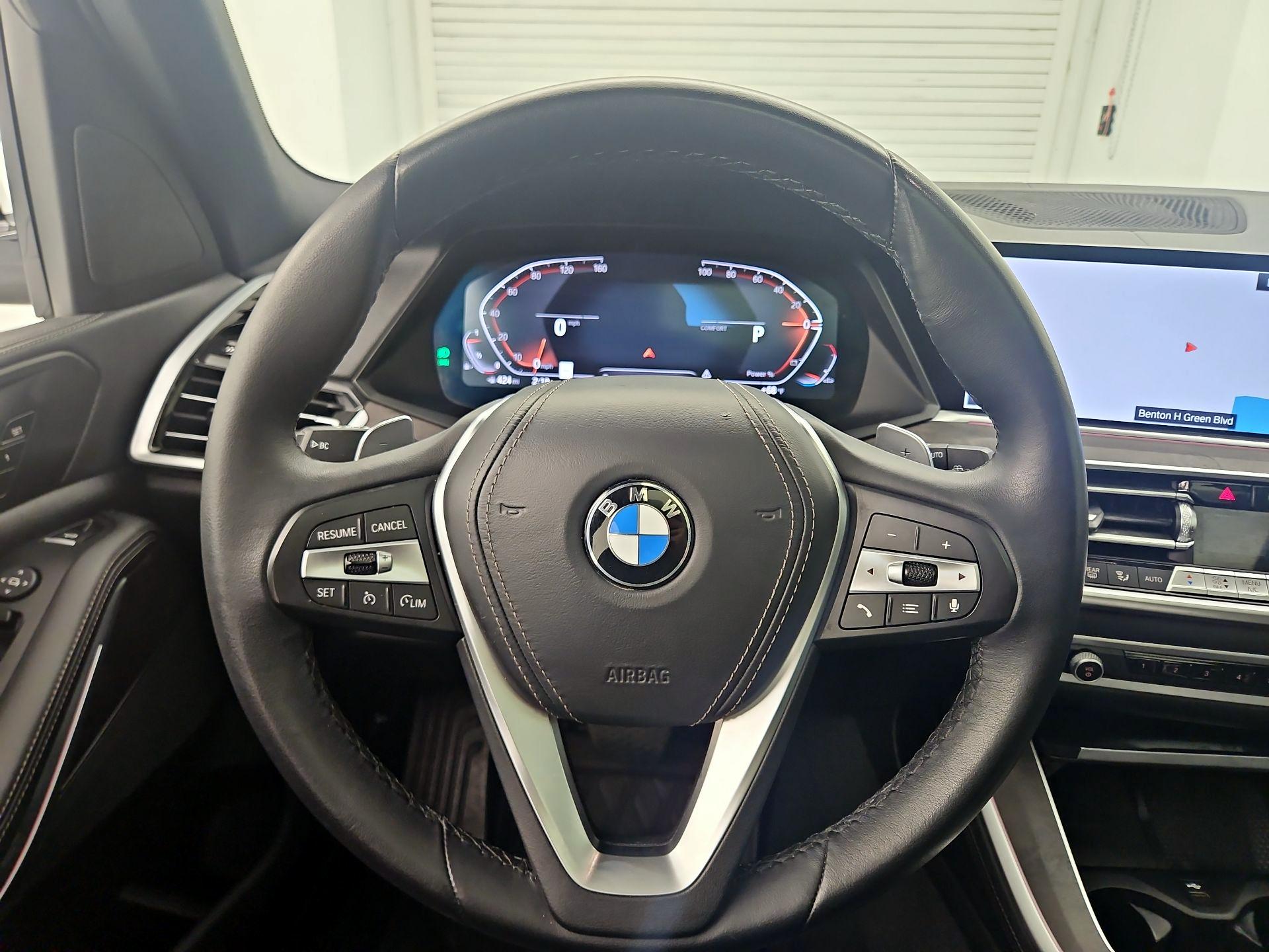 Thumbnail: 2023 BMW X5 - 10