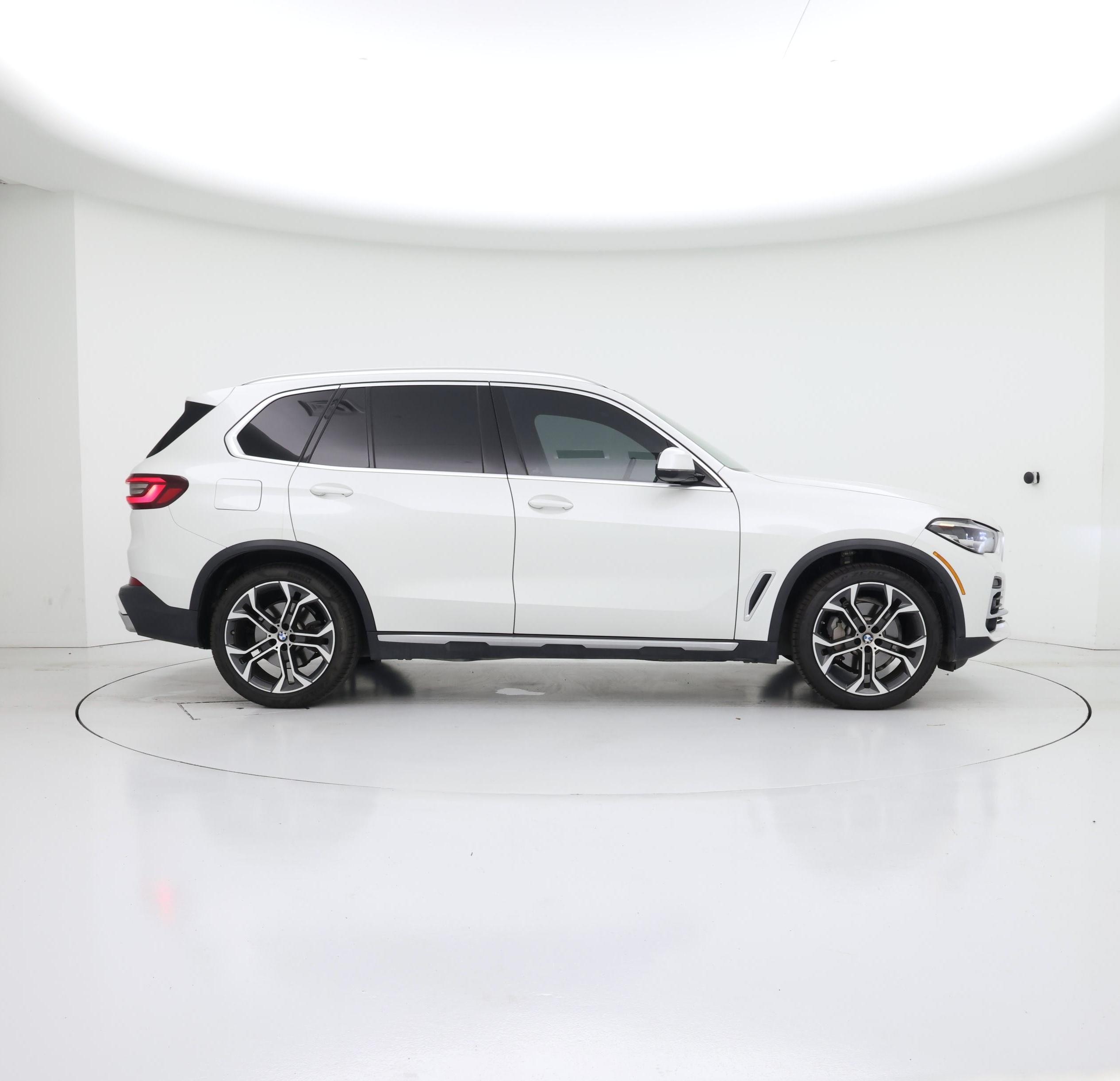 Thumbnail: 2023 BMW X5 - 7