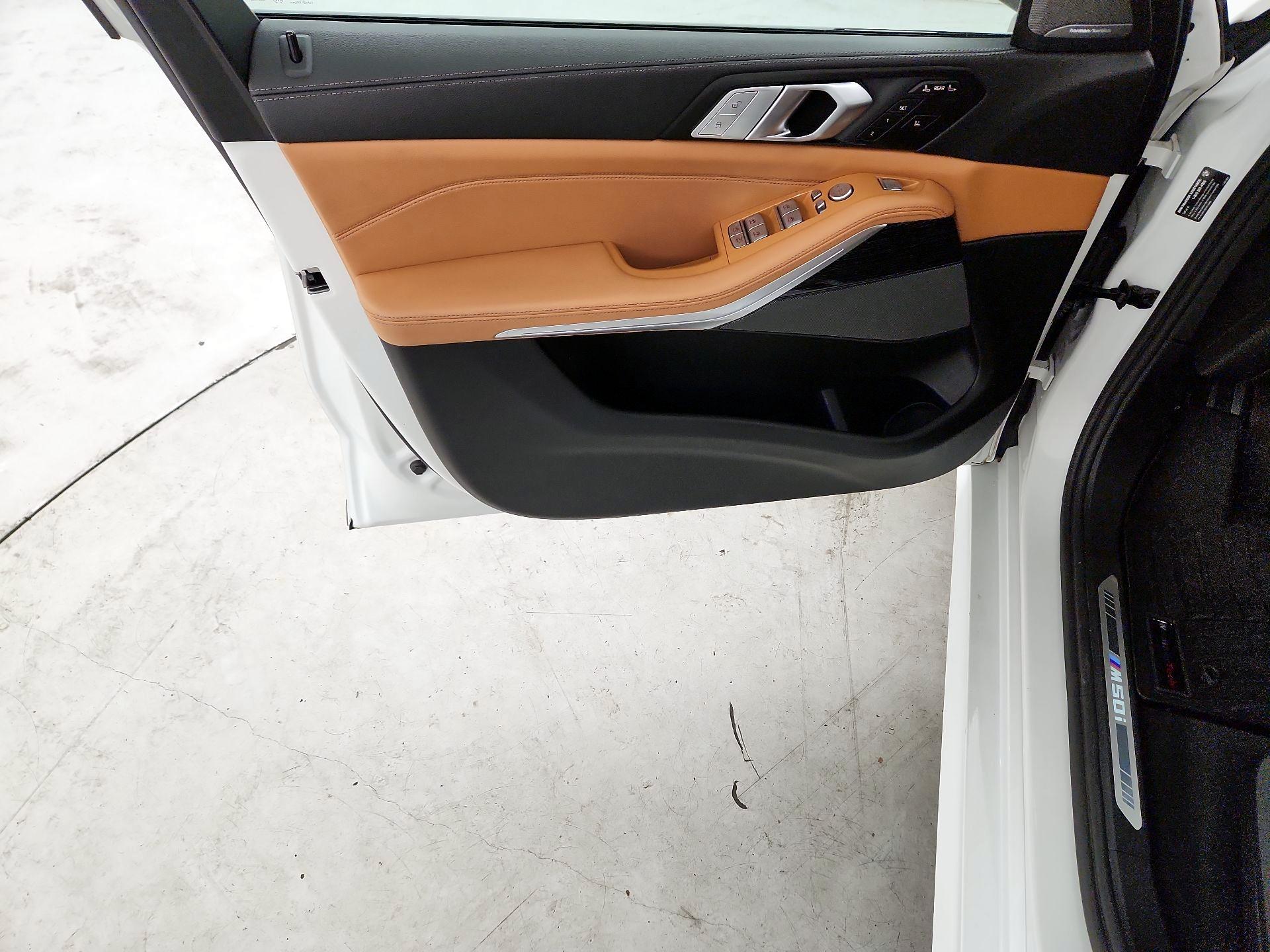 Thumbnail: 2022 BMW X7 - 12