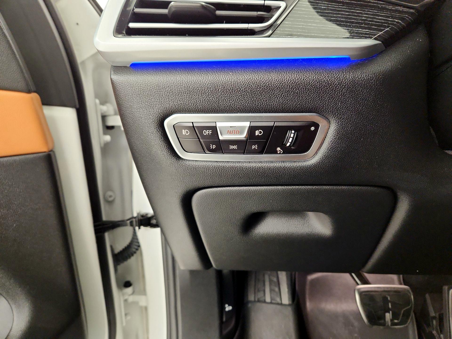 Thumbnail: 2022 BMW X7 - 13