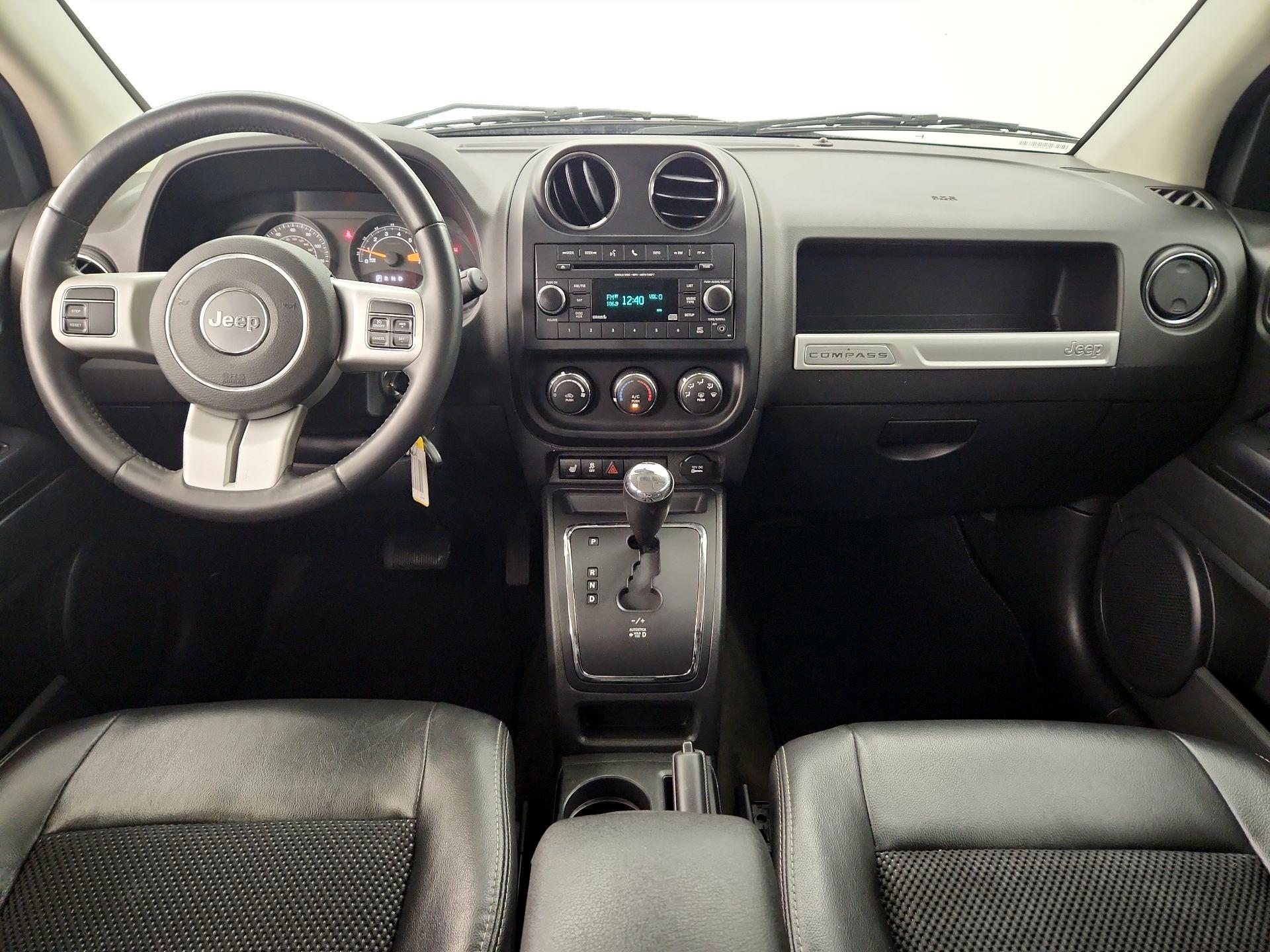 Thumbnail: 2016 Jeep Compass - 9