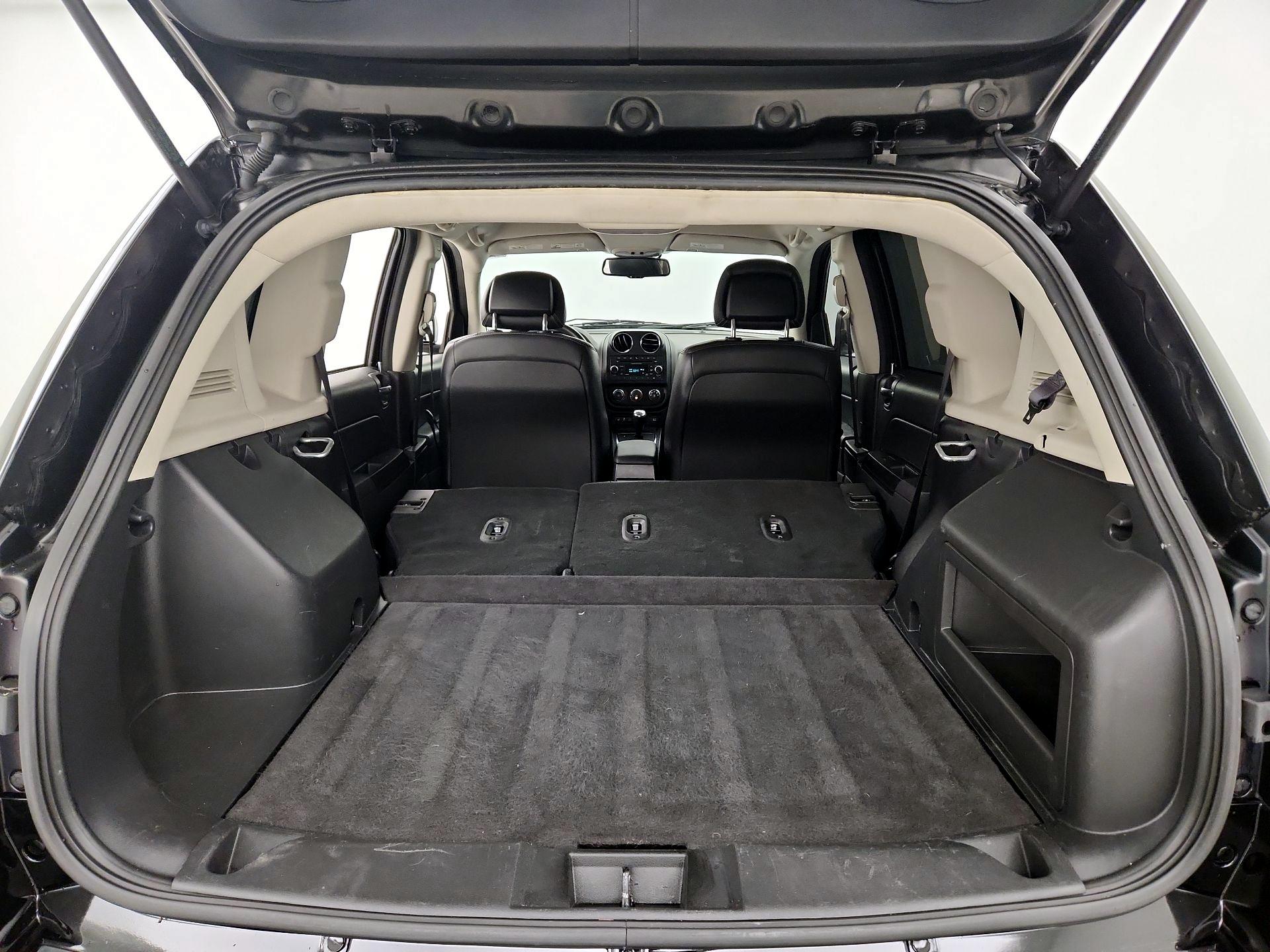 Thumbnail: 2016 Jeep Compass - 19