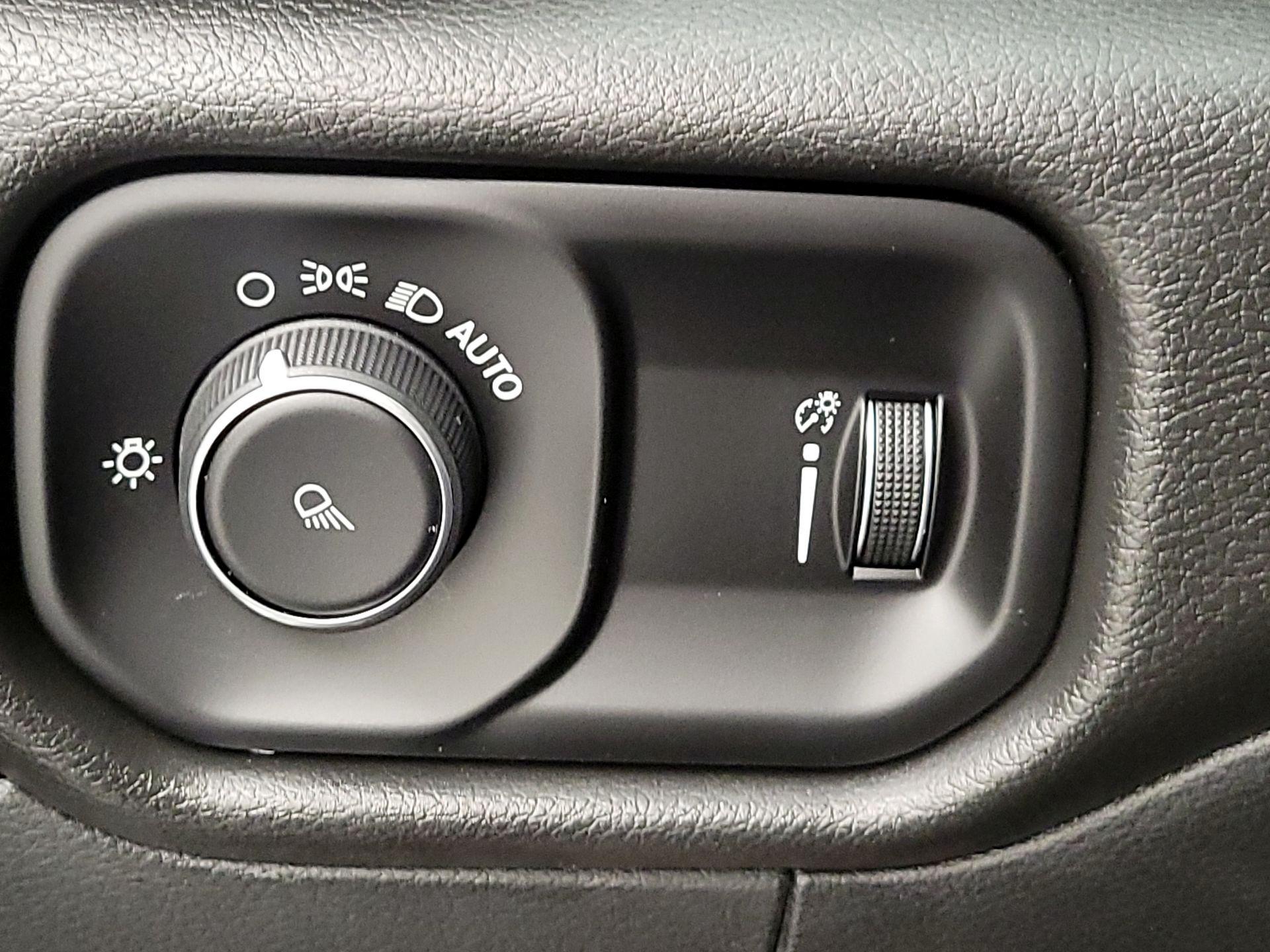 Thumbnail: 2021 RAM 2500 - 13