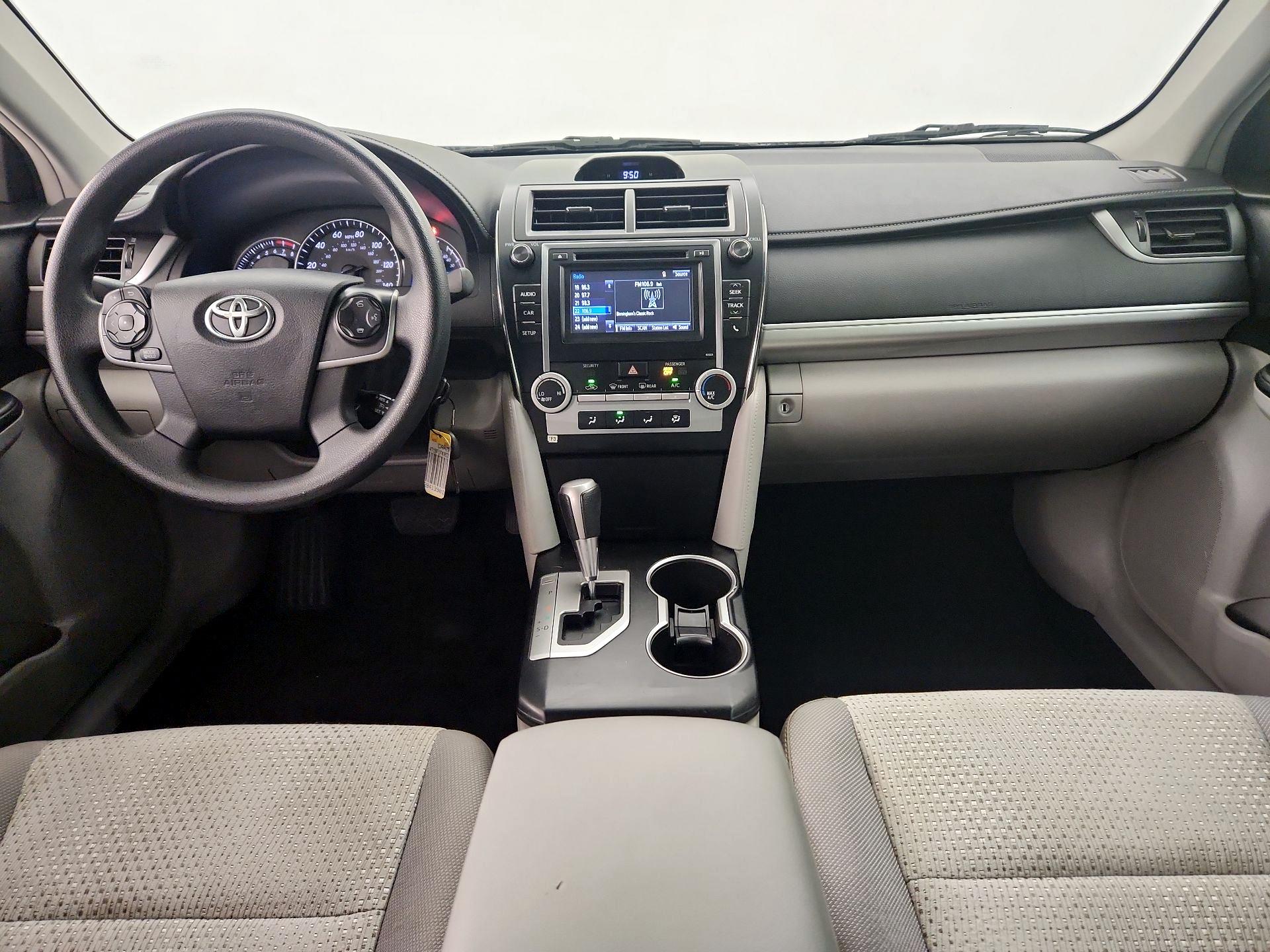 Thumbnail: 2014 Toyota Camry - 9