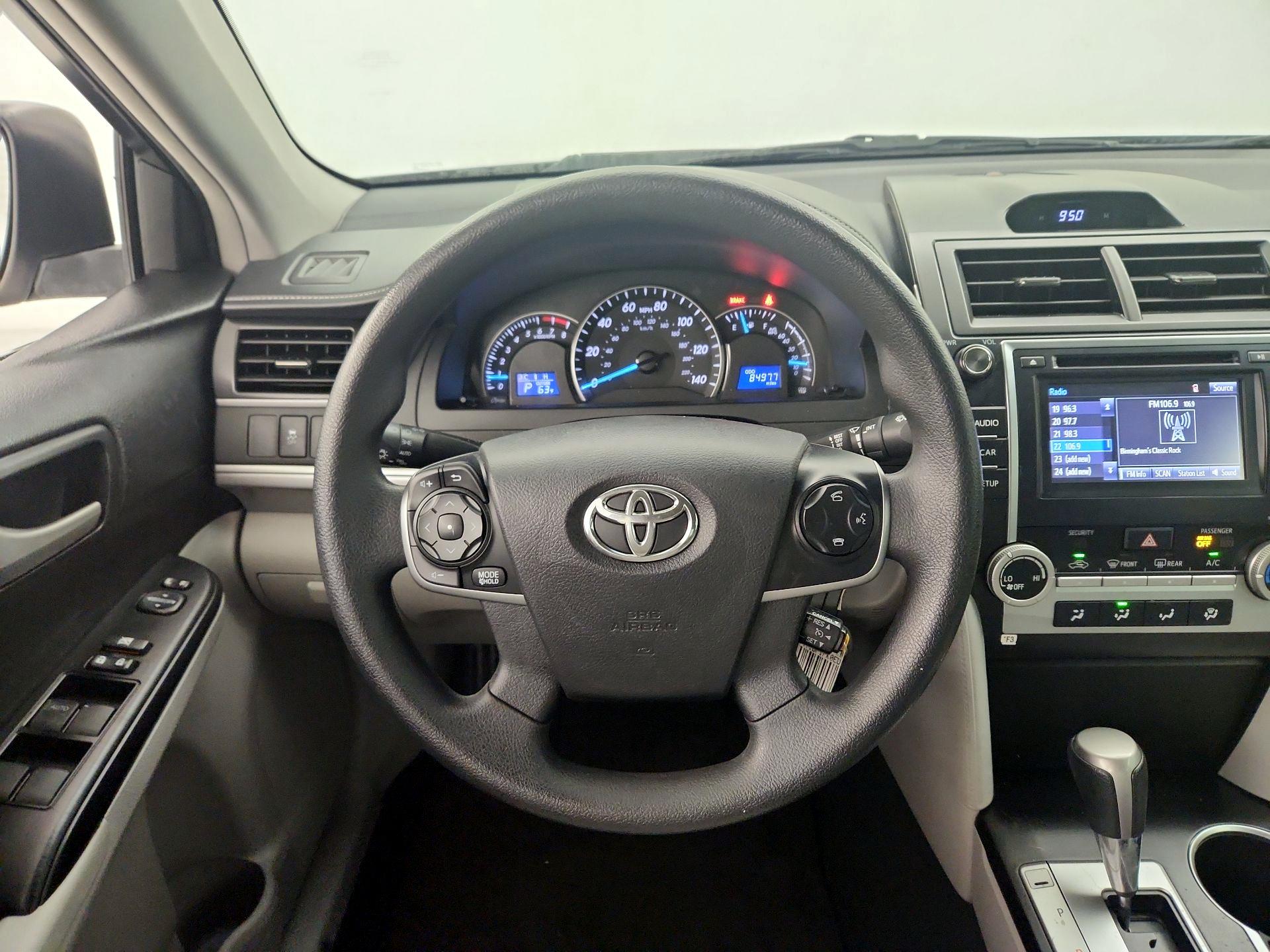 Thumbnail: 2014 Toyota Camry - 10