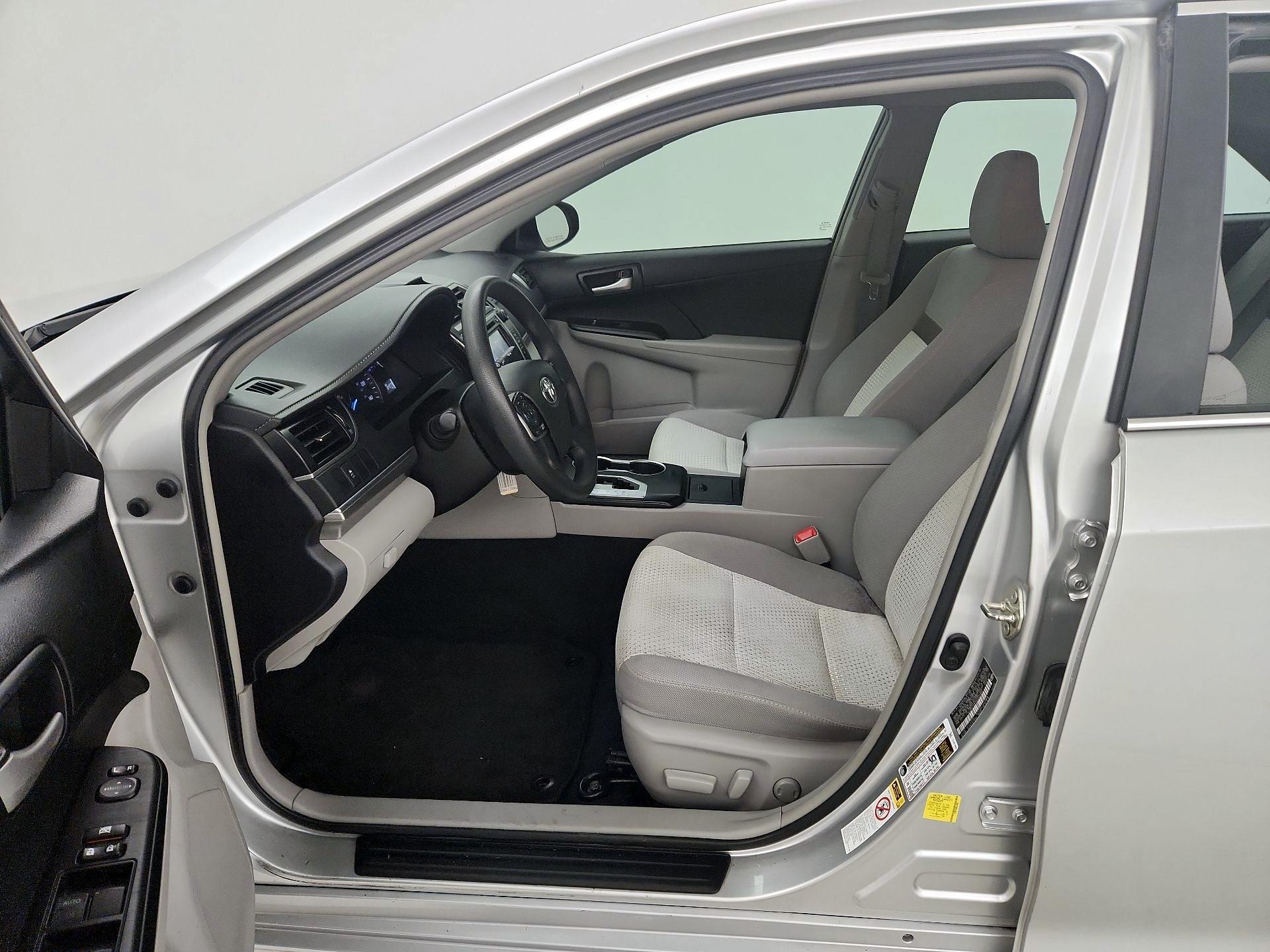 Thumbnail: 2014 Toyota Camry - 11