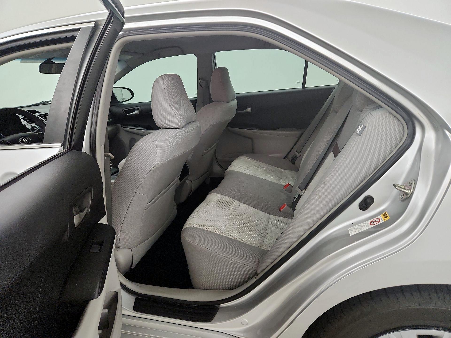 Thumbnail: 2014 Toyota Camry - 19