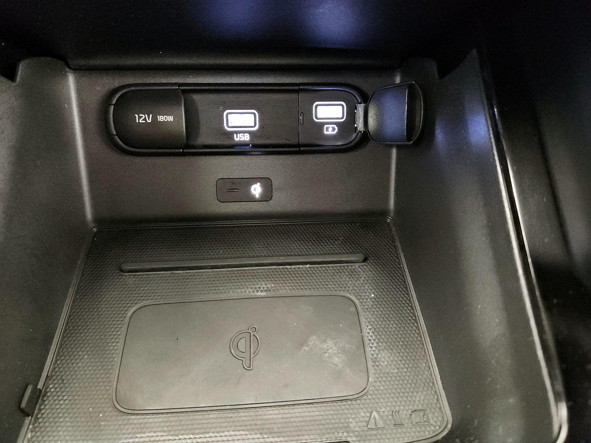 Thumbnail: 2021 Kia Telluride - 17