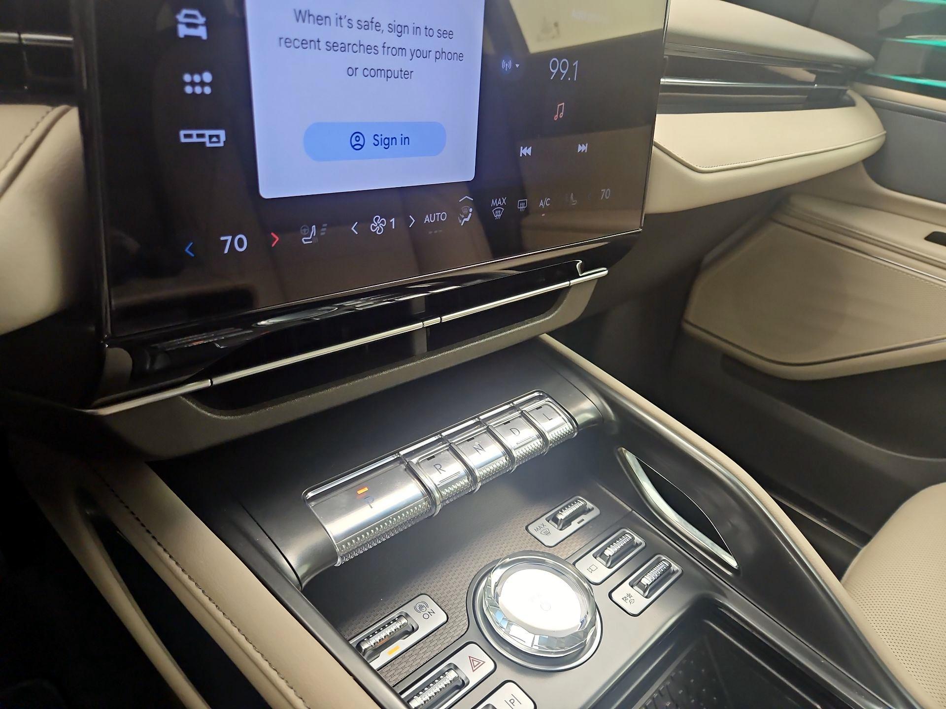 Thumbnail: 2024 Lincoln Nautilus - 16