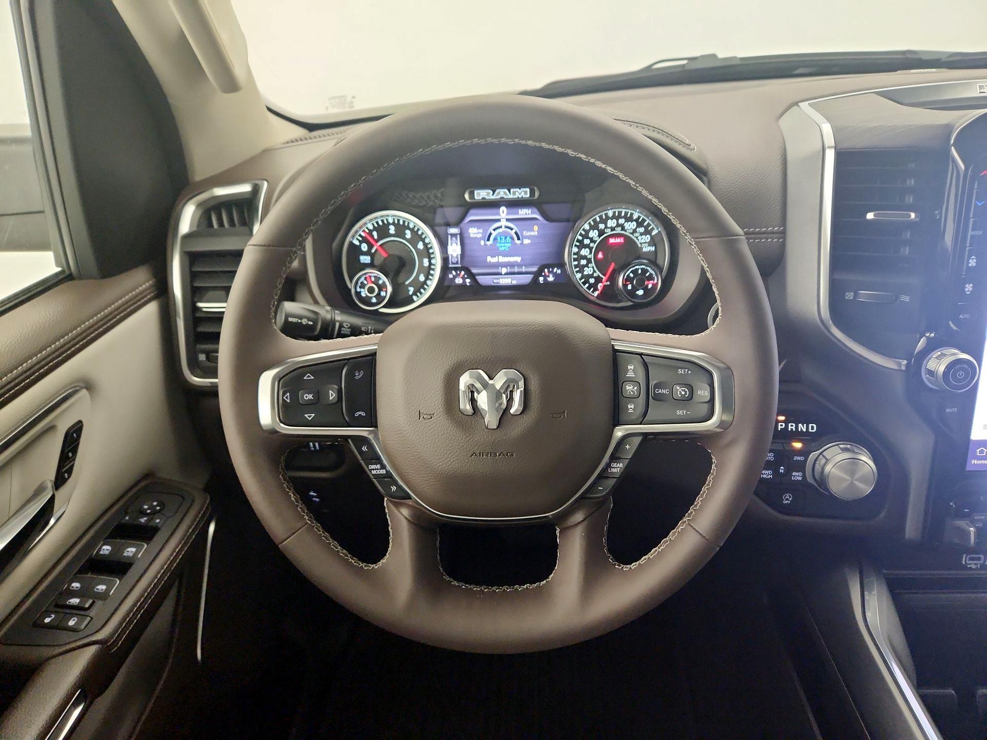 Thumbnail: 2025 RAM 1500 - 10