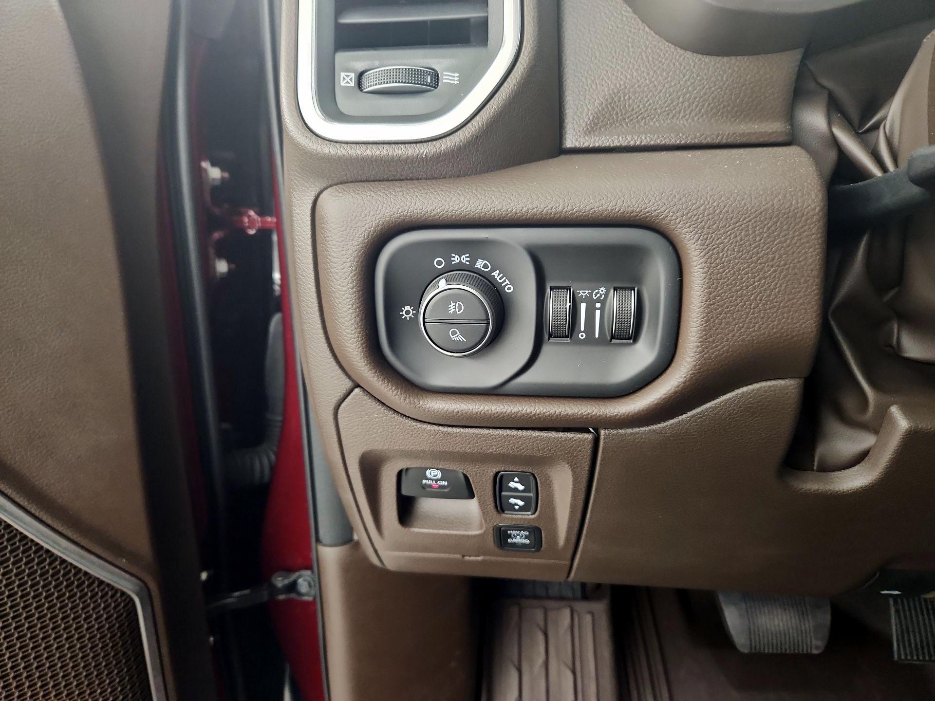 Thumbnail: 2025 RAM 1500 - 13