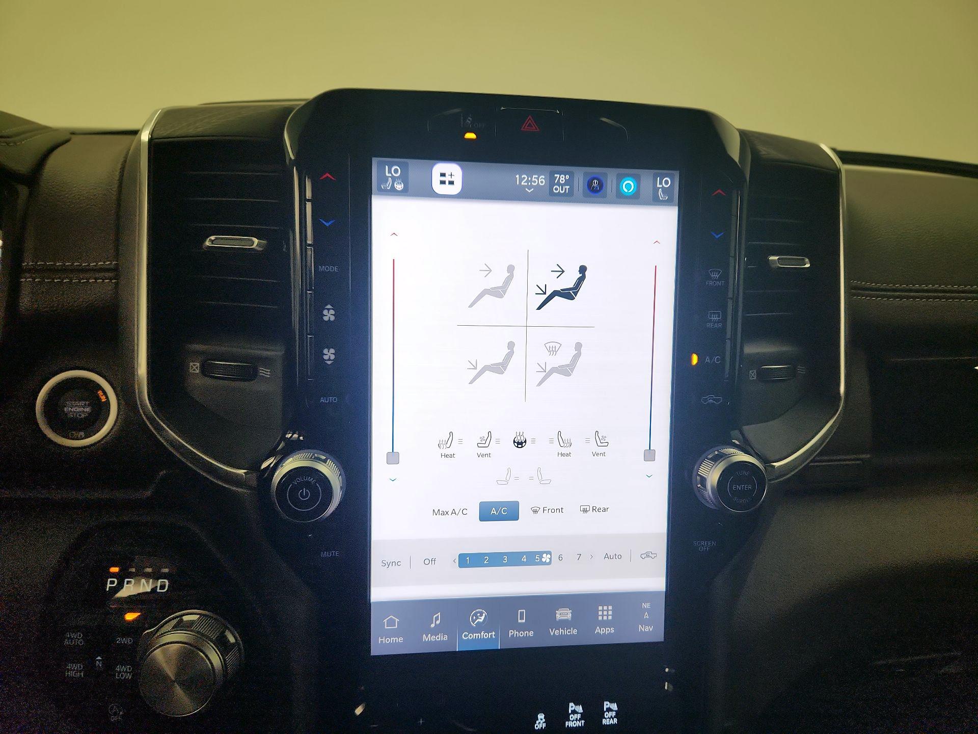 Thumbnail: 2025 RAM 1500 - 17