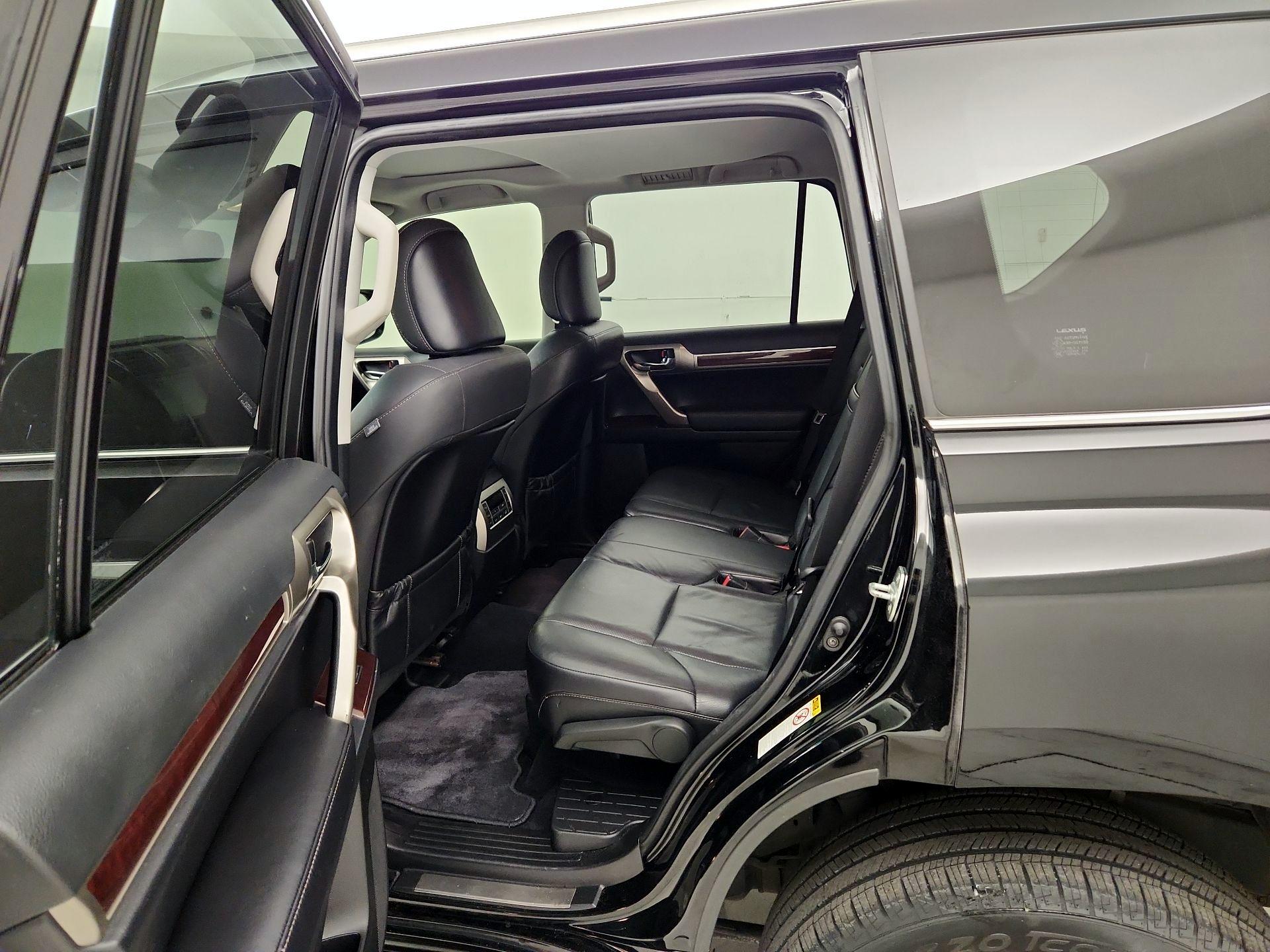 Thumbnail: 2018 Lexus GX - 19