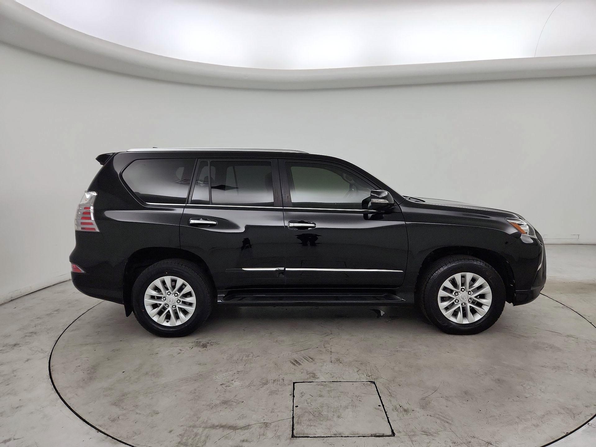 Thumbnail: 2018 Lexus GX - 4