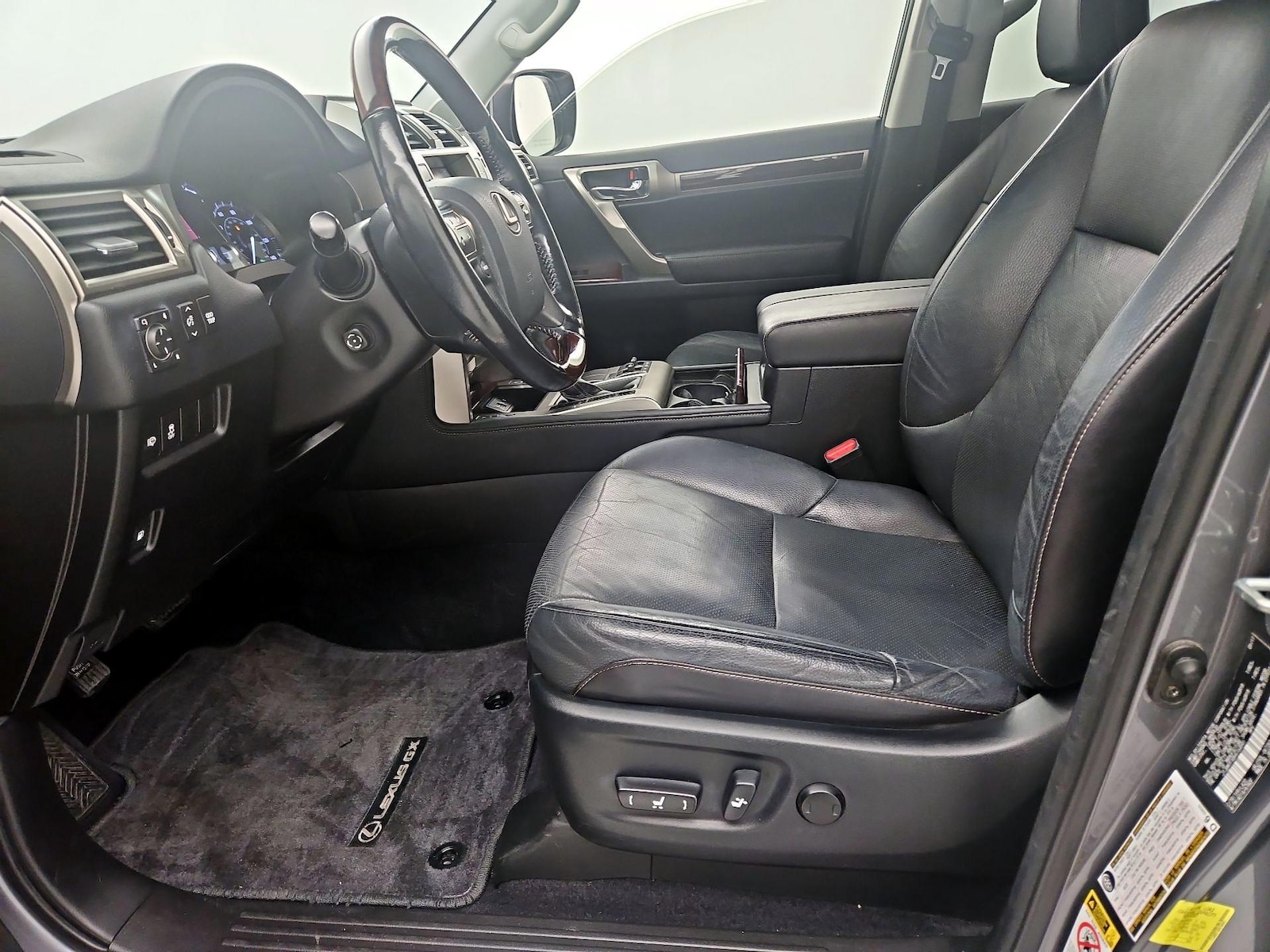 2017 Lexus GX Base - Photo 12