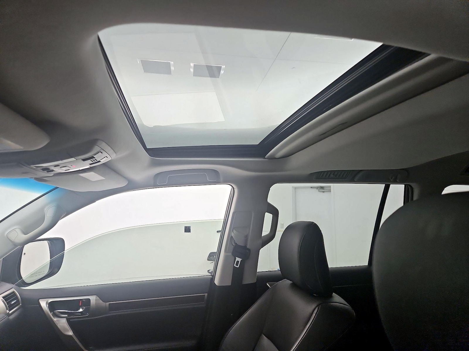 2017 Lexus GX Base - Photo 21
