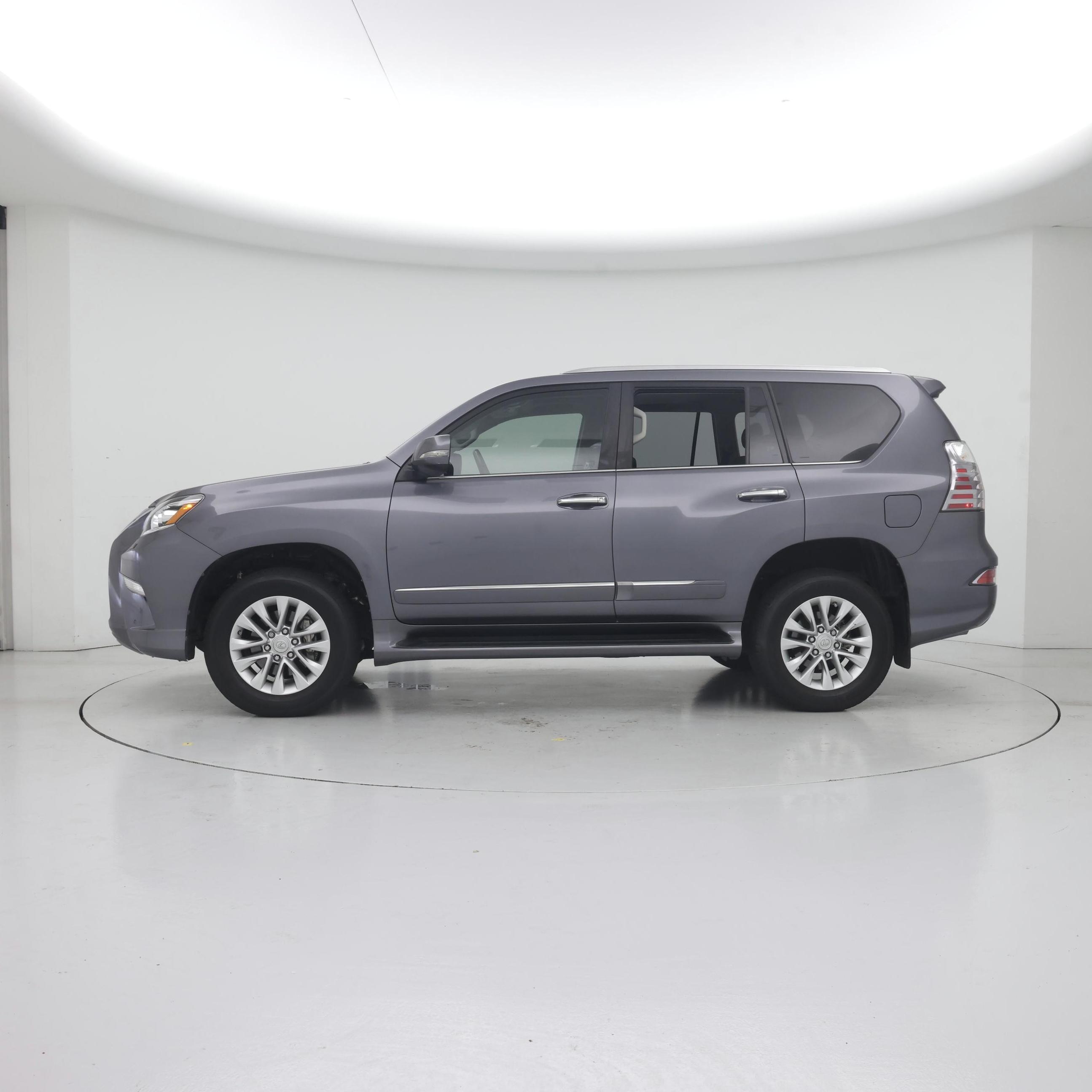 Thumbnail: 2017 Lexus GX - 3