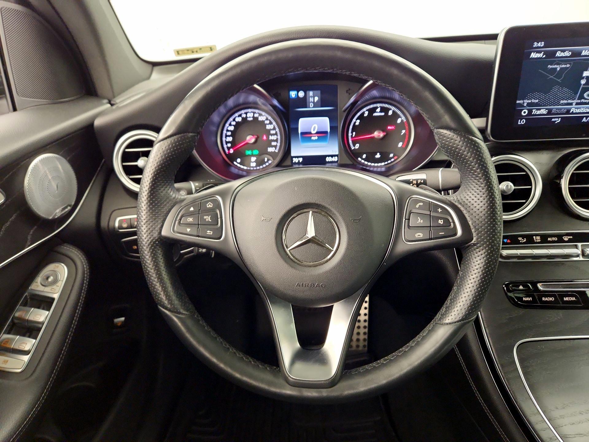 Thumbnail: 2018 Mercedes-Benz GLC - 10