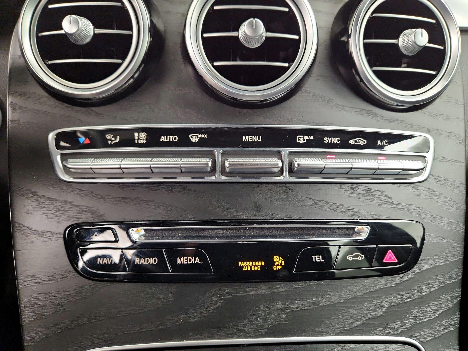 Thumbnail: 2018 Mercedes-Benz GLC - 17