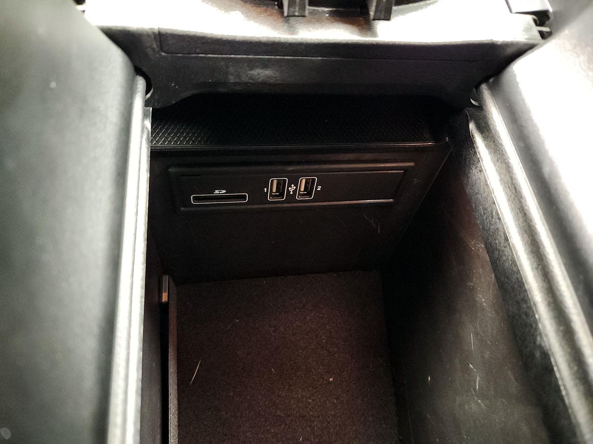 Thumbnail: 2018 Mercedes-Benz GLC - 19