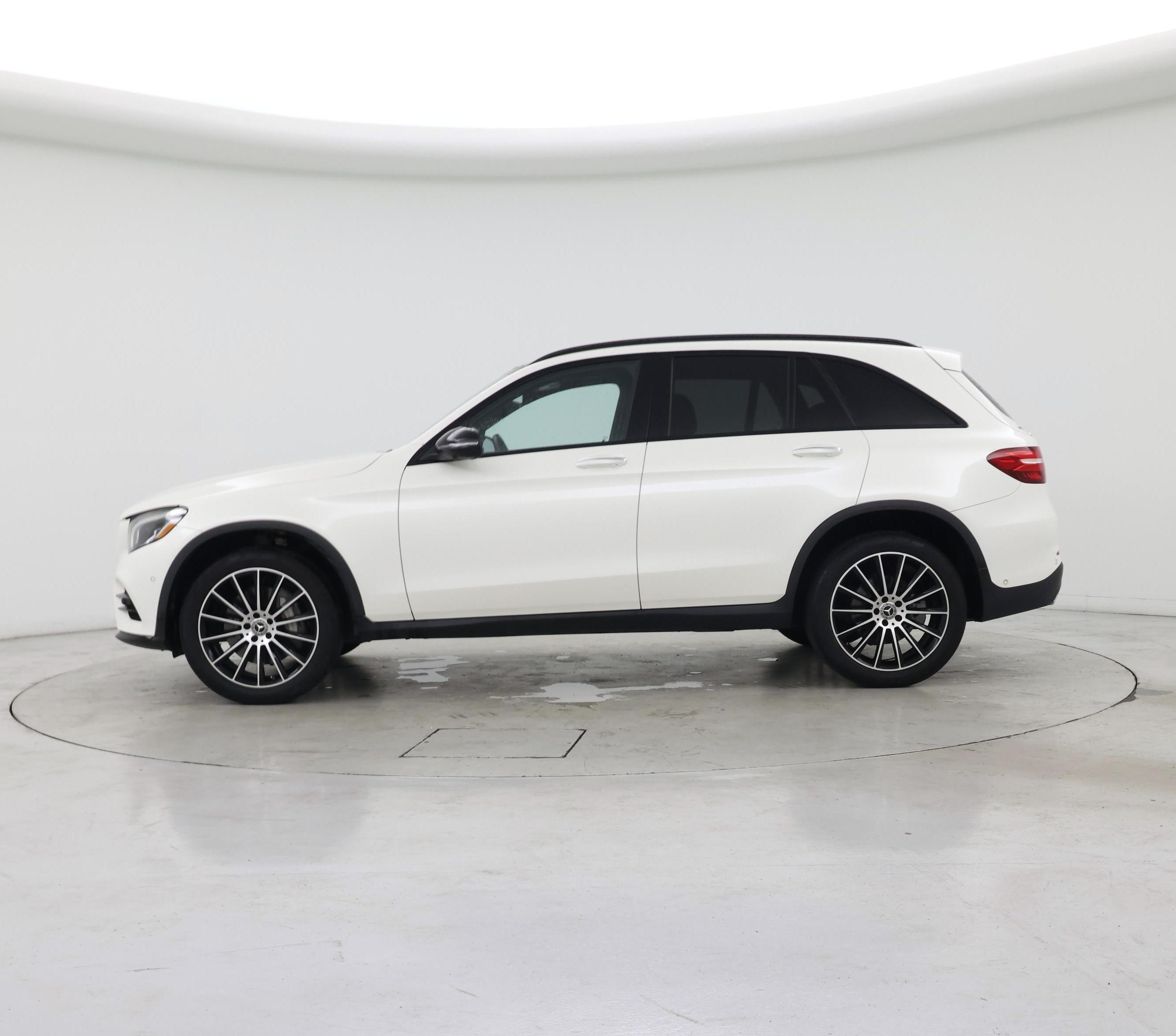 Thumbnail: 2018 Mercedes-Benz GLC - 3