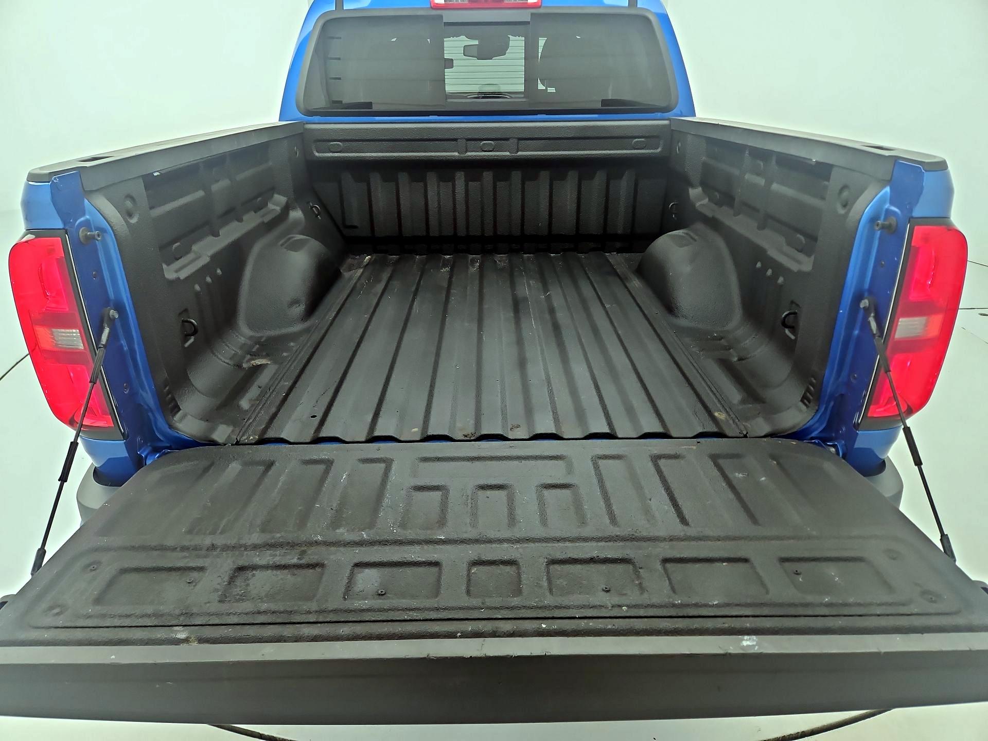 Thumbnail: 2021 Chevrolet Colorado - 20