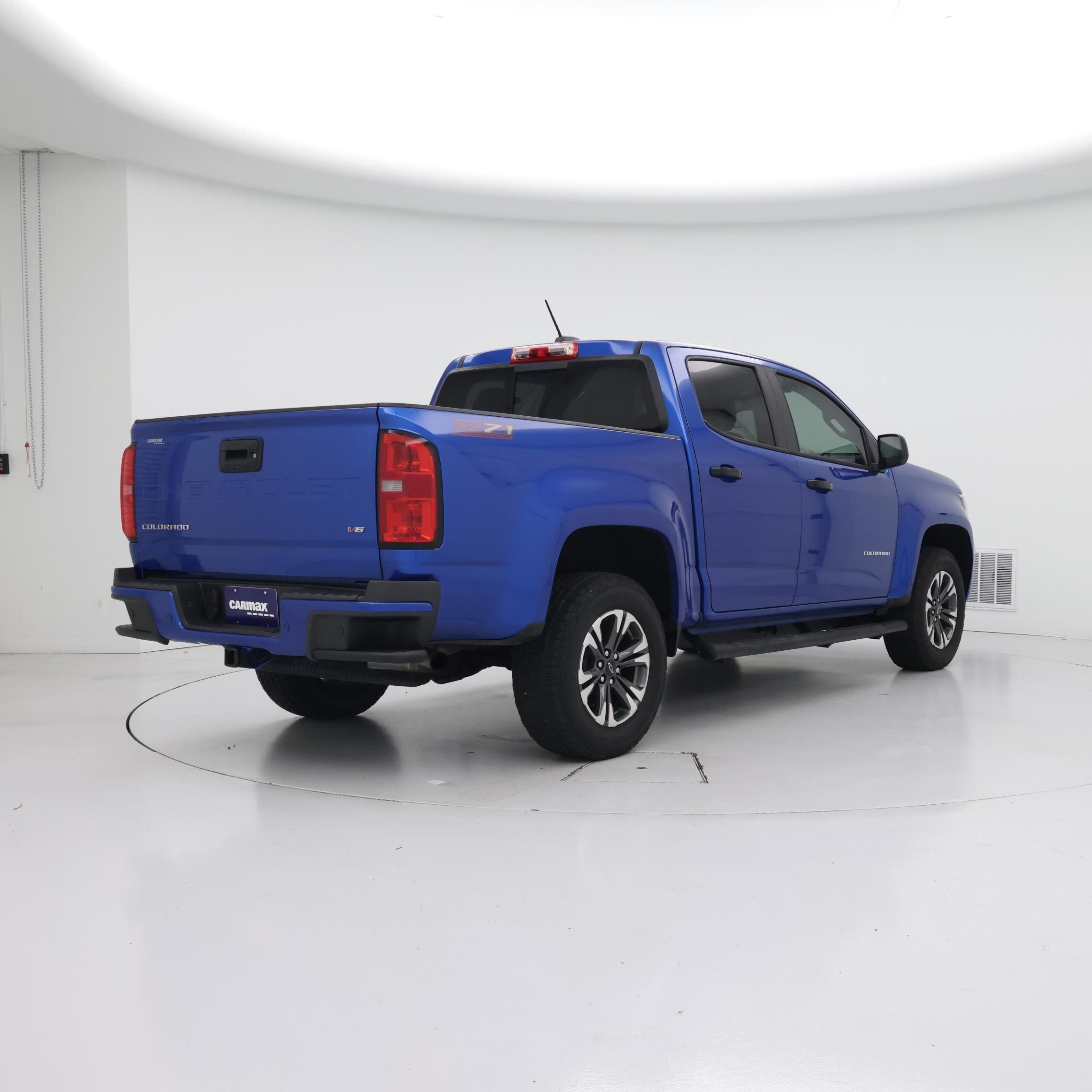 Thumbnail: 2021 Chevrolet Colorado - 8