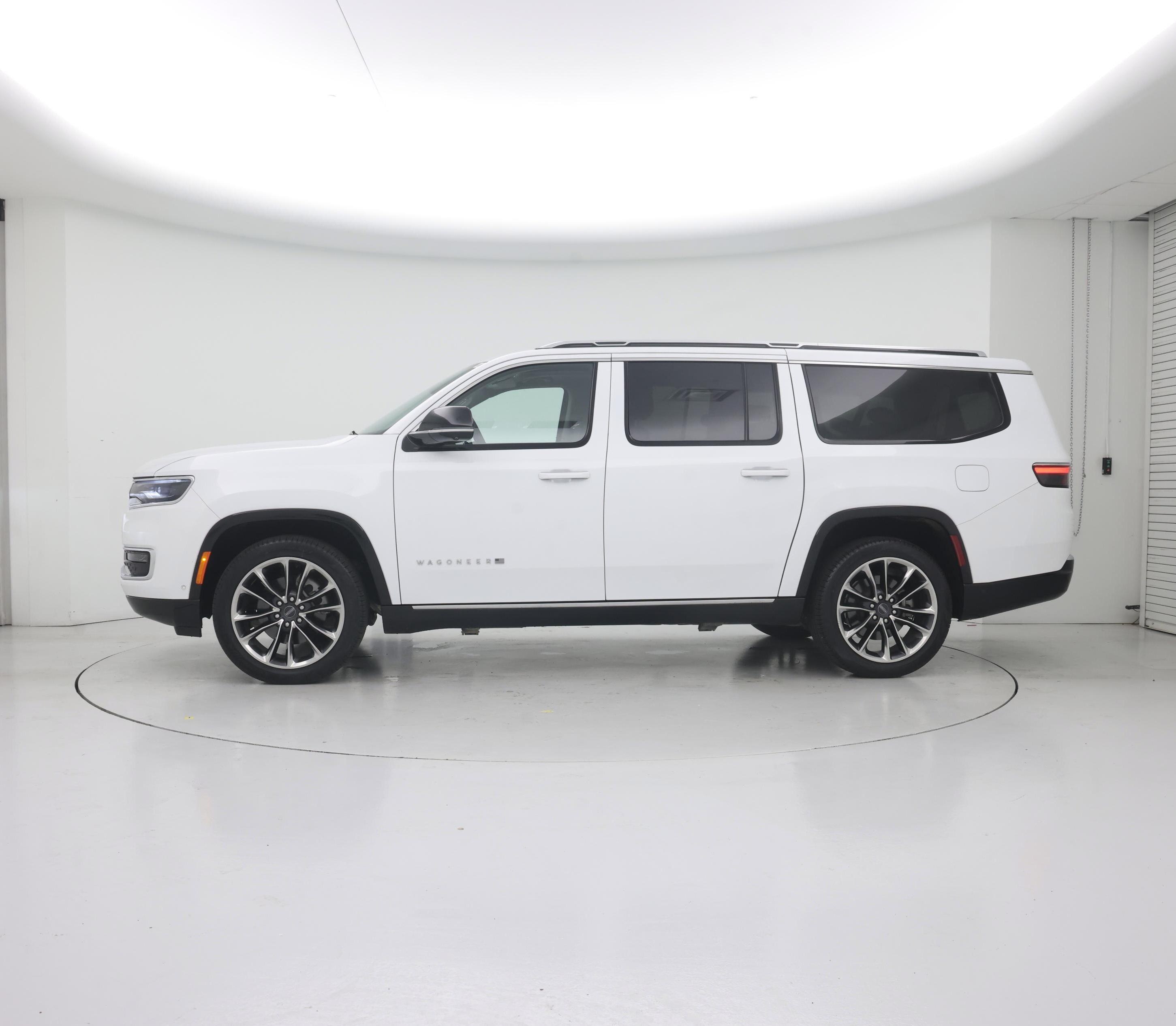 Thumbnail: 2024 Jeep Wagoneer - 3