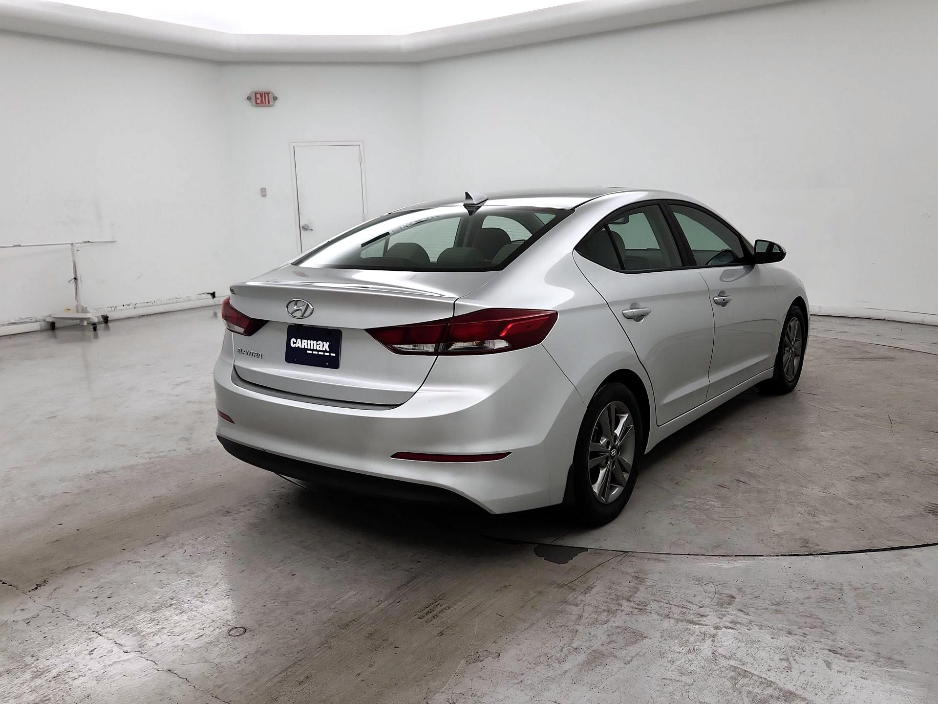 Thumbnail: 2018 Hyundai Elantra - 5