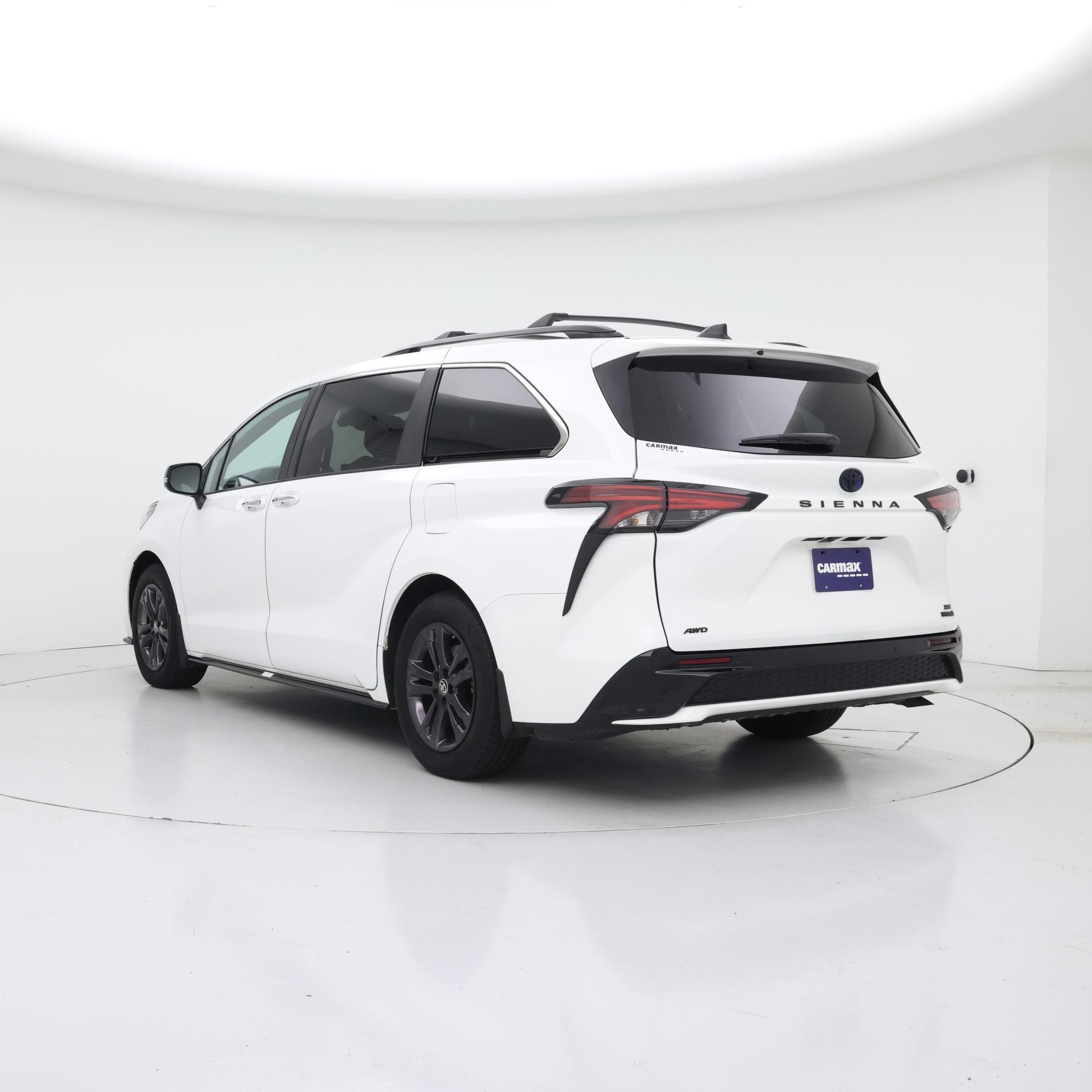 Thumbnail: 2024 Toyota Sienna - 2