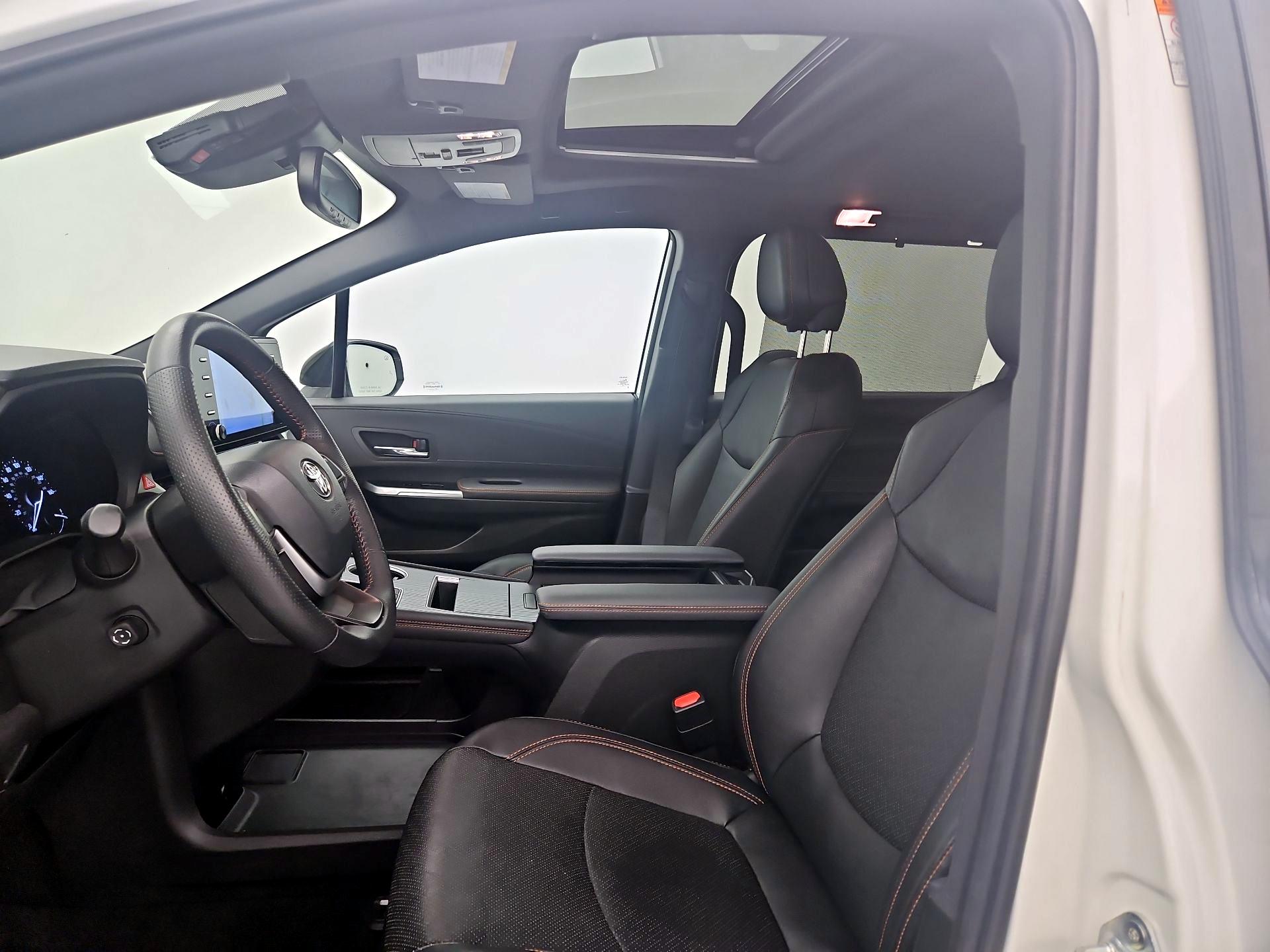 Thumbnail: 2024 Toyota Sienna - 20