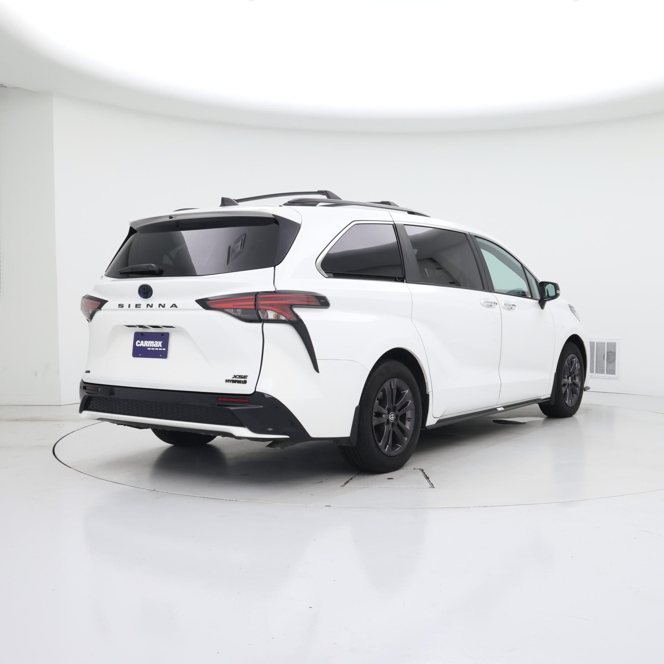 Thumbnail: 2024 Toyota Sienna - 8