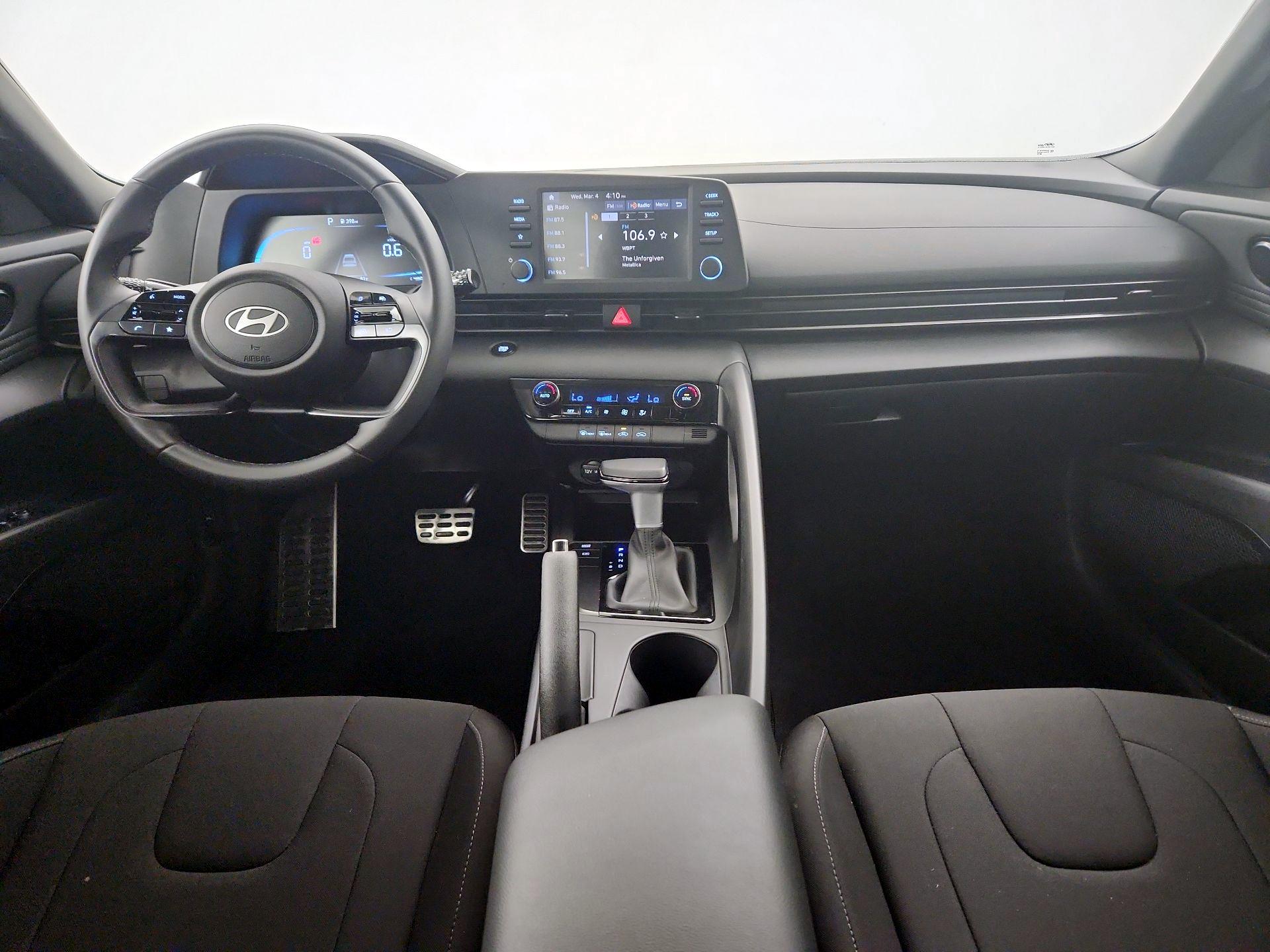 Thumbnail: 2025 Hyundai Elantra - 9