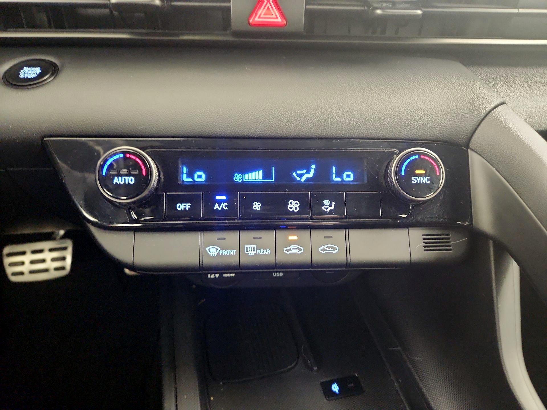 Thumbnail: 2025 Hyundai Elantra - 16