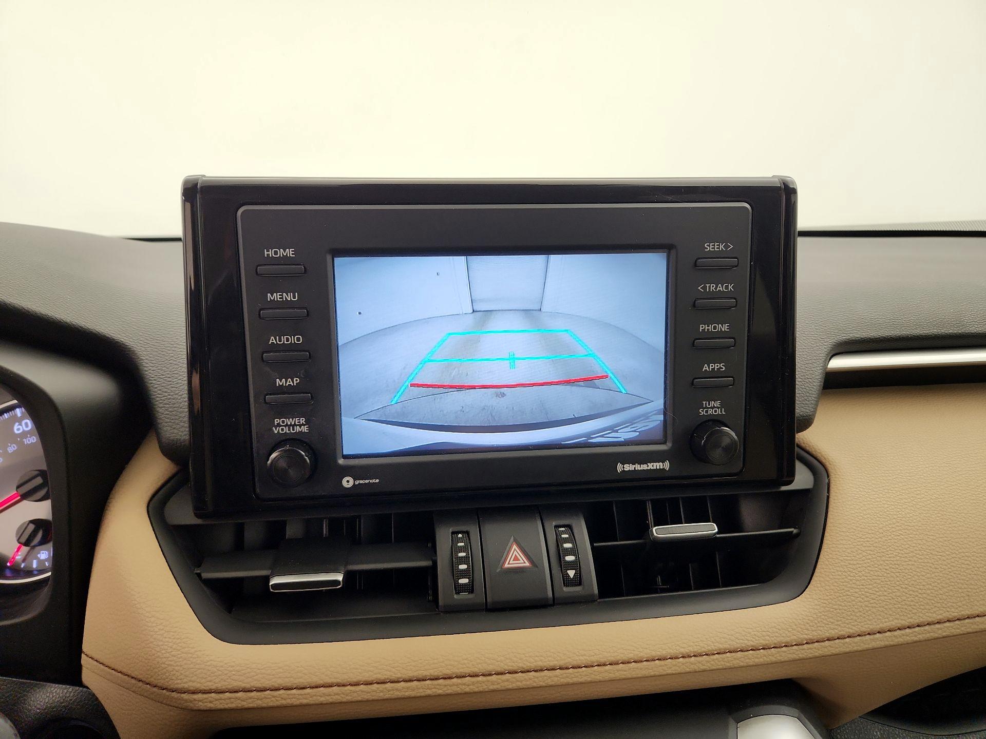 Thumbnail: 2020 Toyota RAV4 - 14