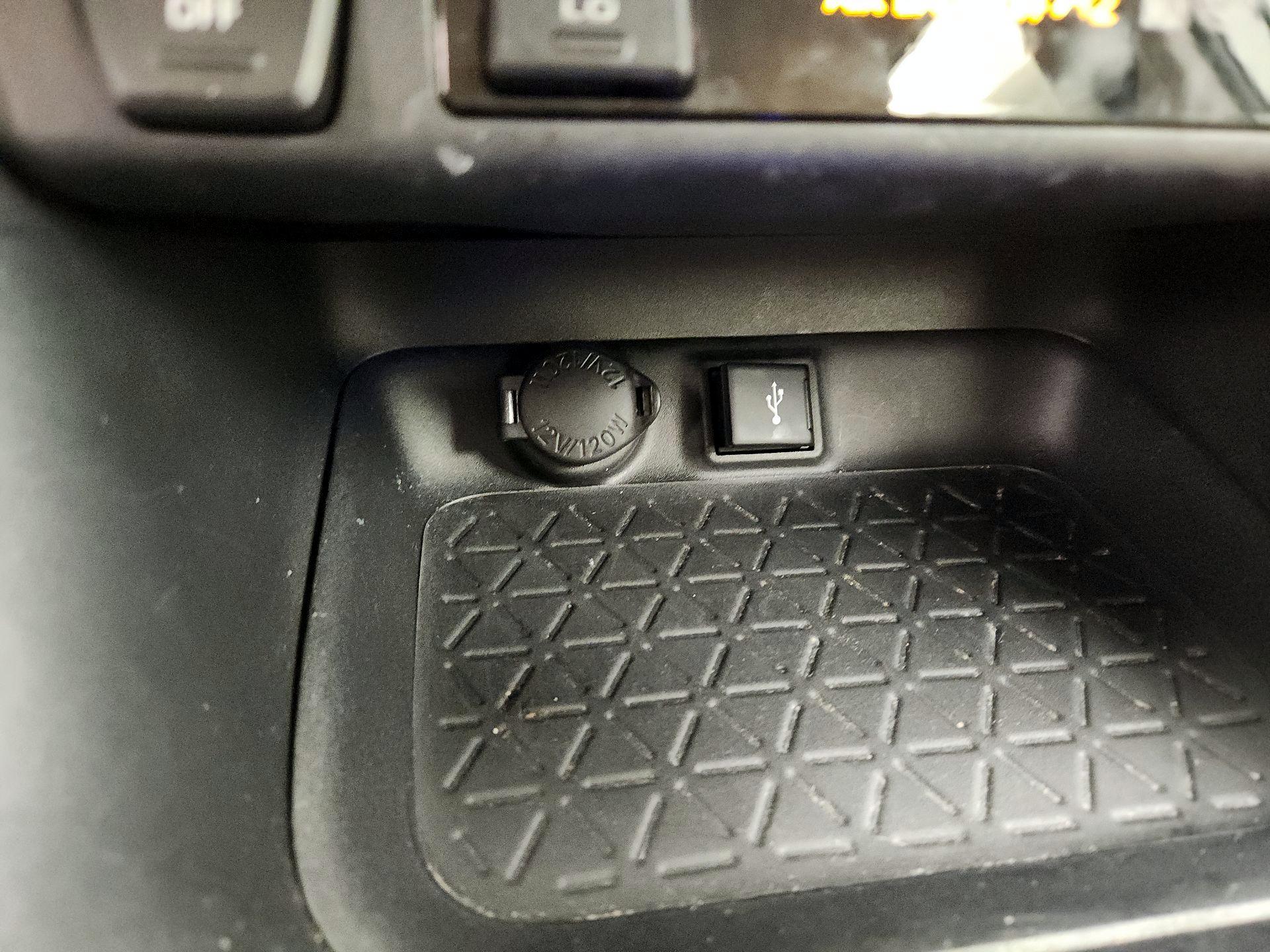 Thumbnail: 2020 Toyota RAV4 - 18