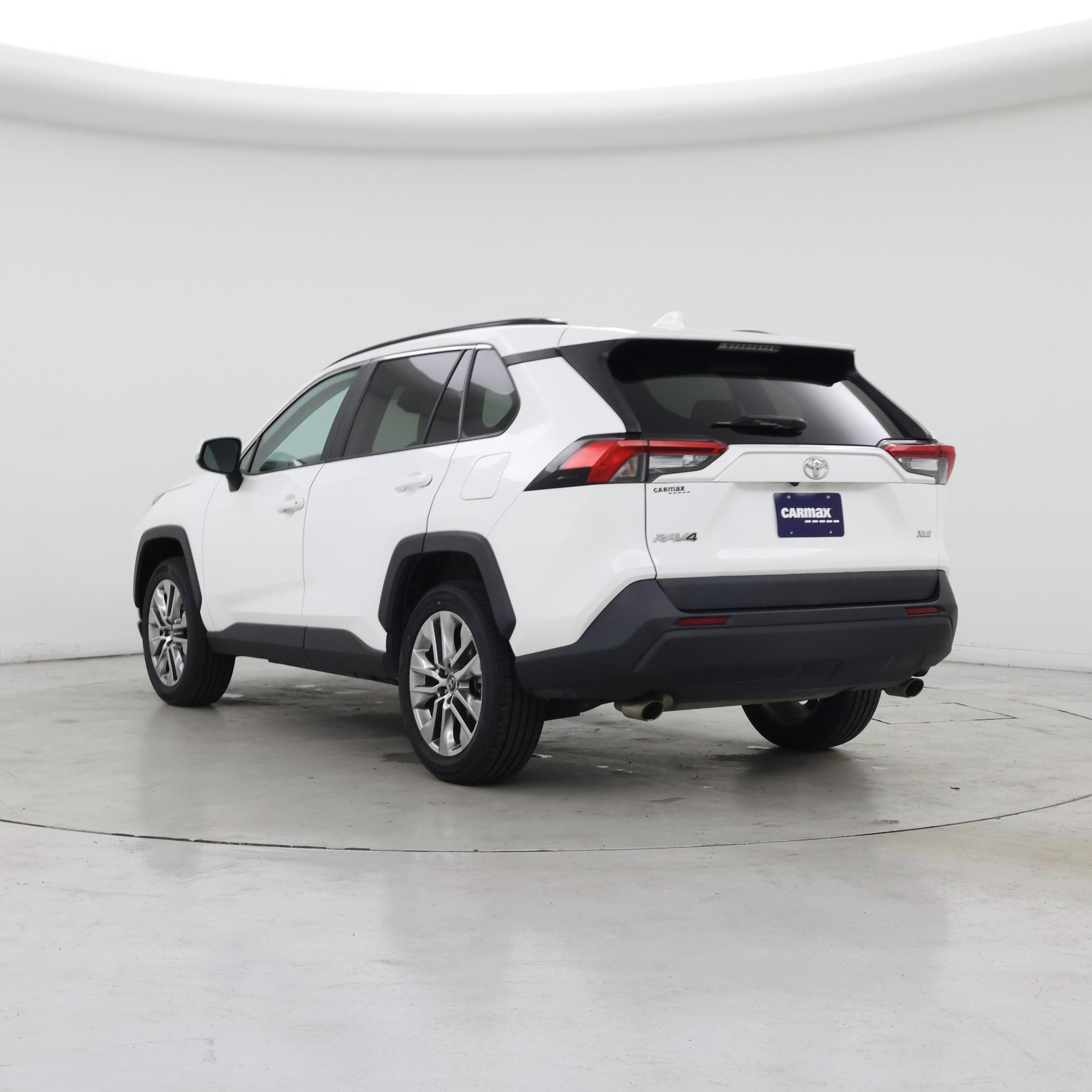 Thumbnail: 2020 Toyota RAV4 - 2