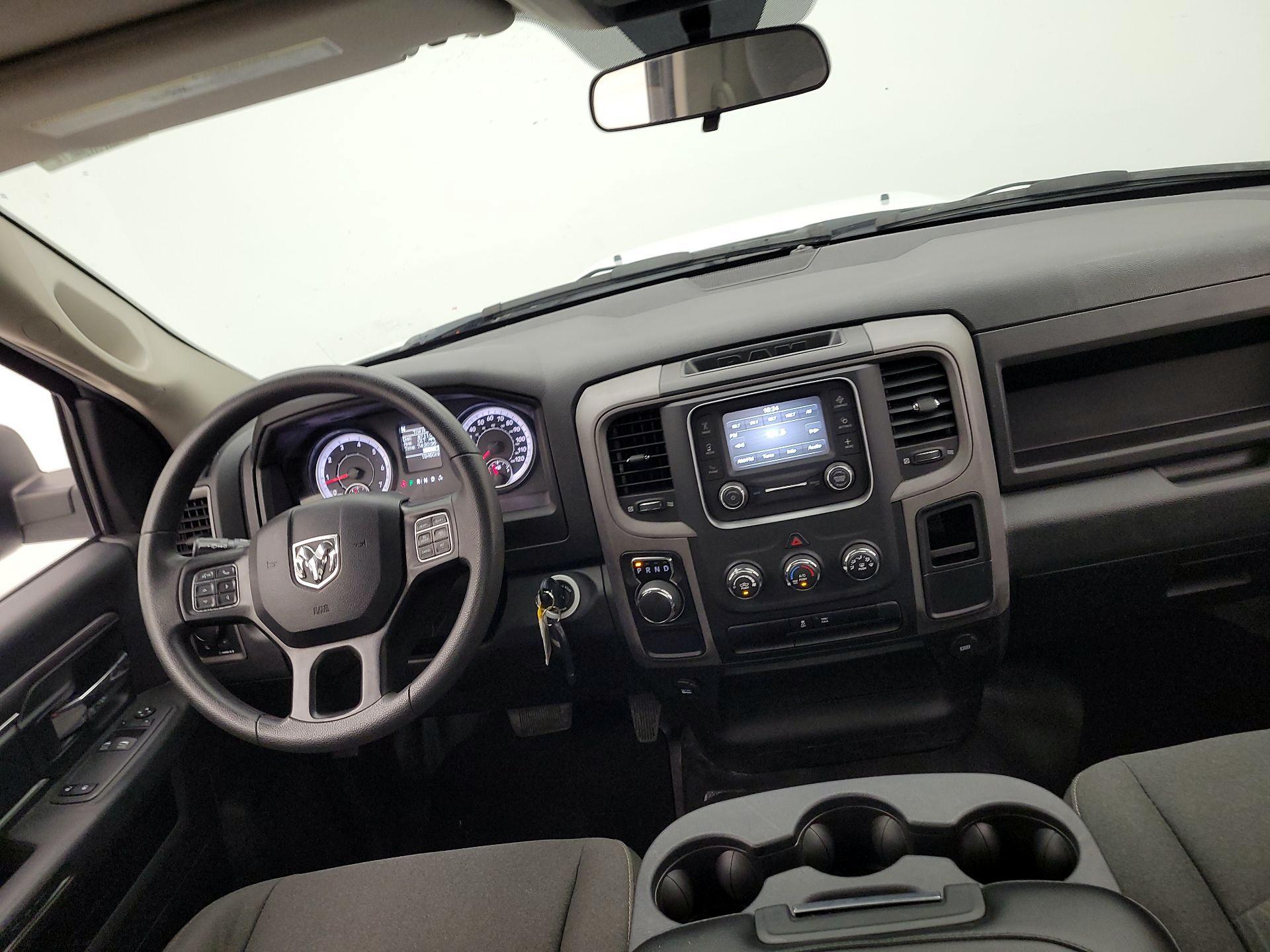 Thumbnail: 2023 RAM 1500 Classic - 9