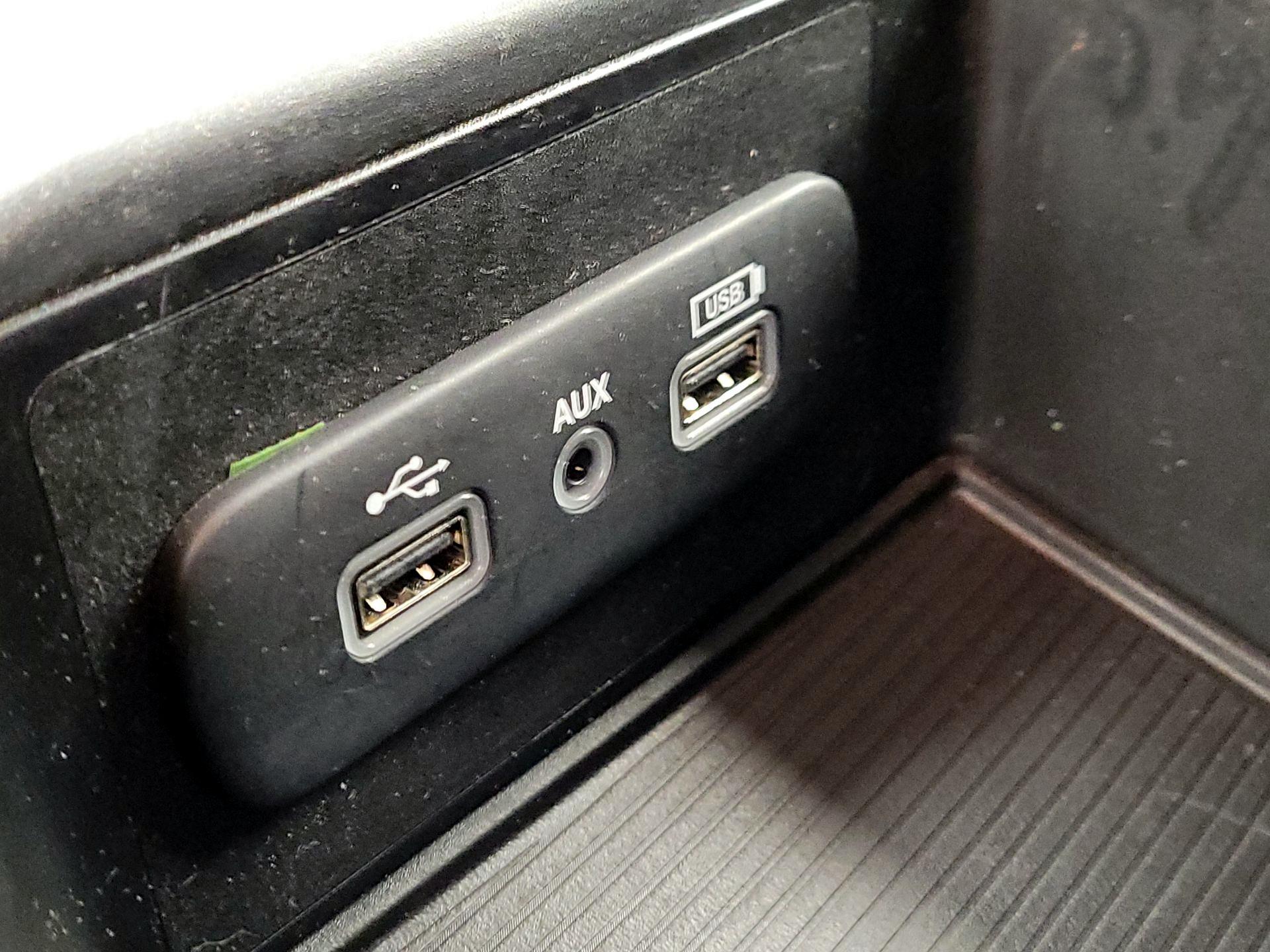 Thumbnail: 2023 RAM 1500 Classic - 18